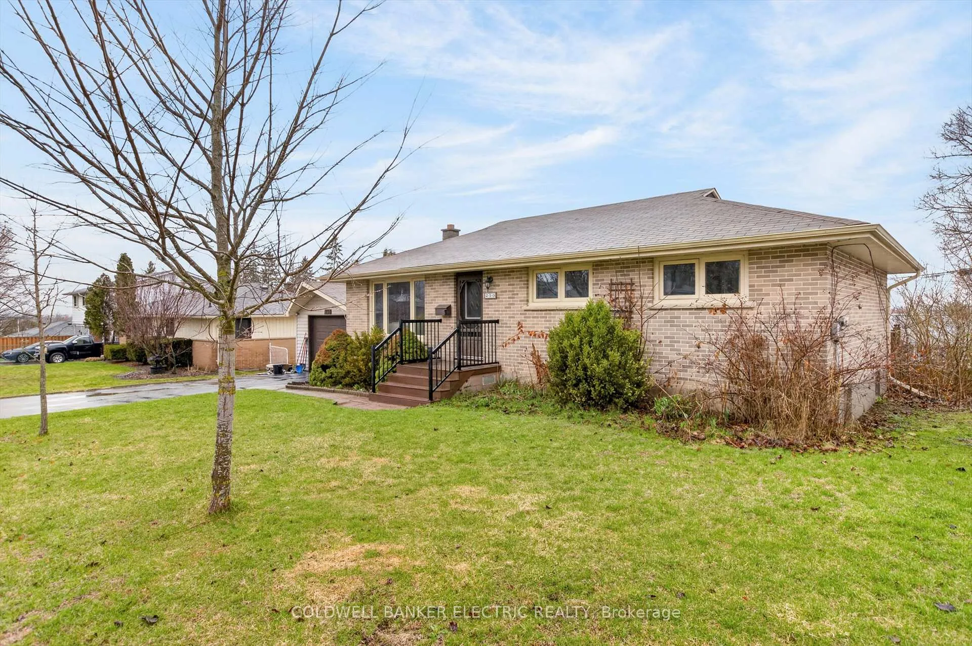 Photo 4 of 250 Collison Crescent, Peterborough, Ashburnham Ward 4 — HOMEH
