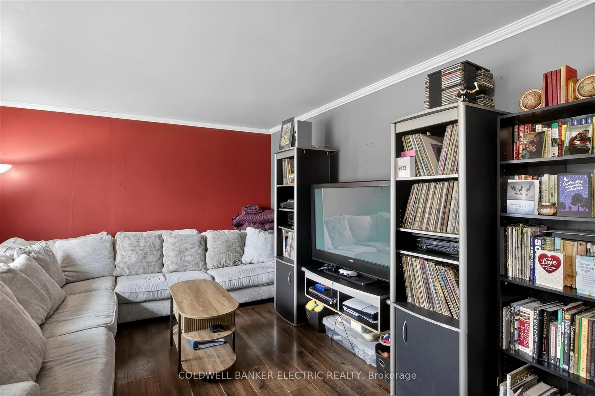 Photo 9 of 250 Collison Crescent, Peterborough, Ashburnham Ward 4 — HOMEH