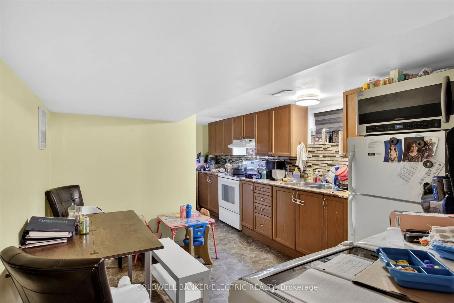 Photo 31 of 250 Collison Crescent, Peterborough, Ashburnham Ward 4 — HOMEH