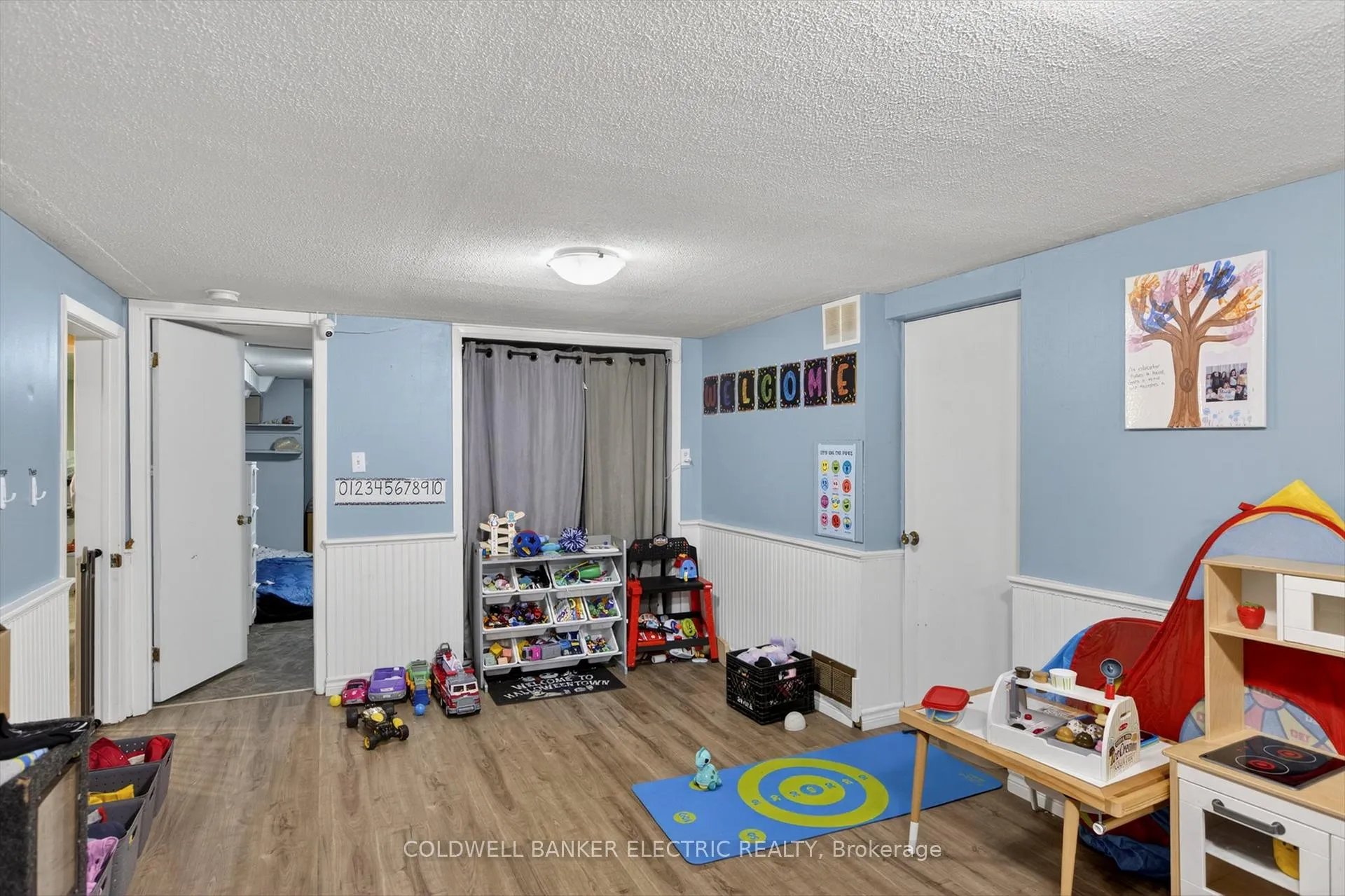 Photo 40 of 250 Collison Crescent, Peterborough, Ashburnham Ward 4 — HOMEH