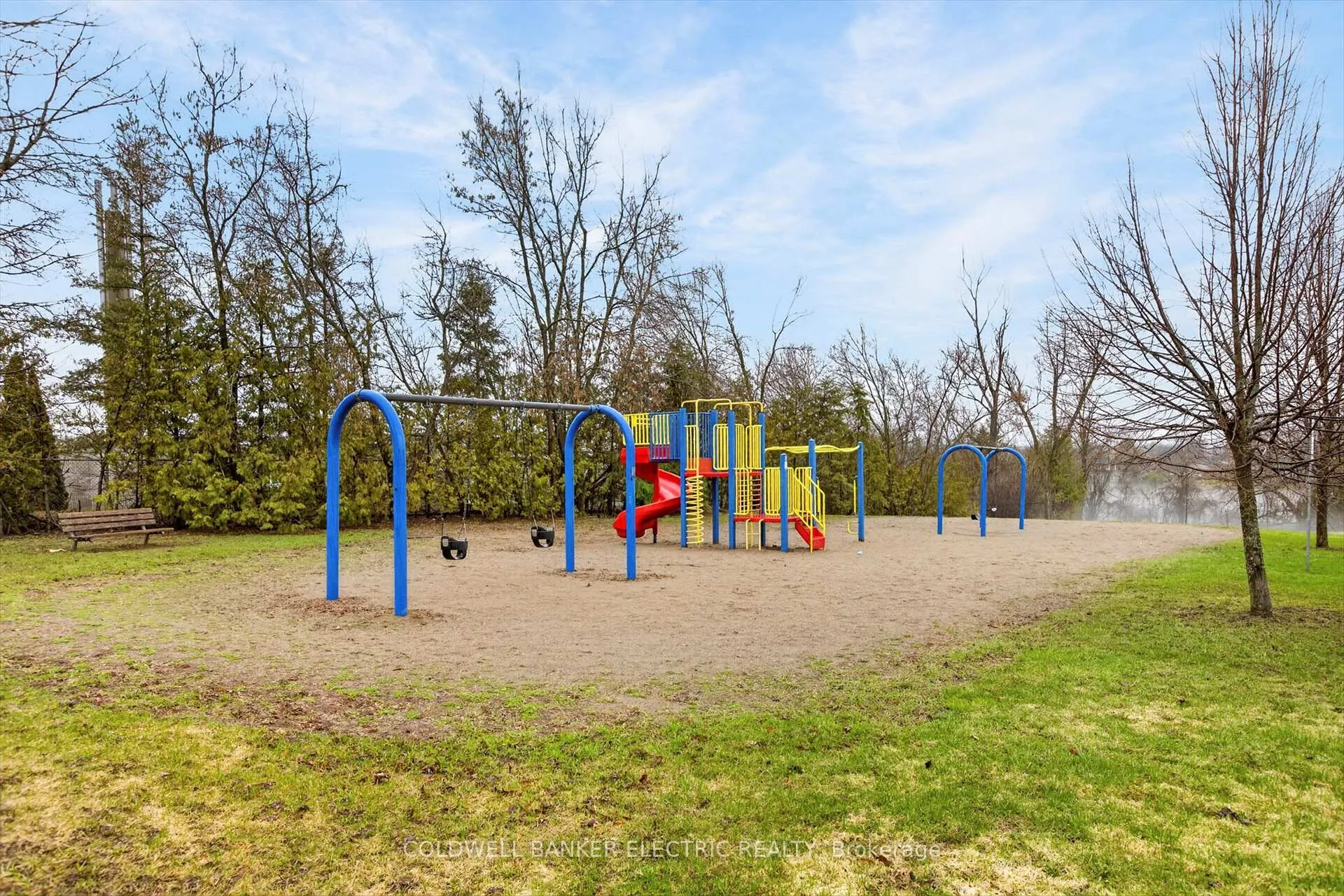 Photo 50 of 250 Collison Crescent, Peterborough, Ashburnham Ward 4 — HOMEH