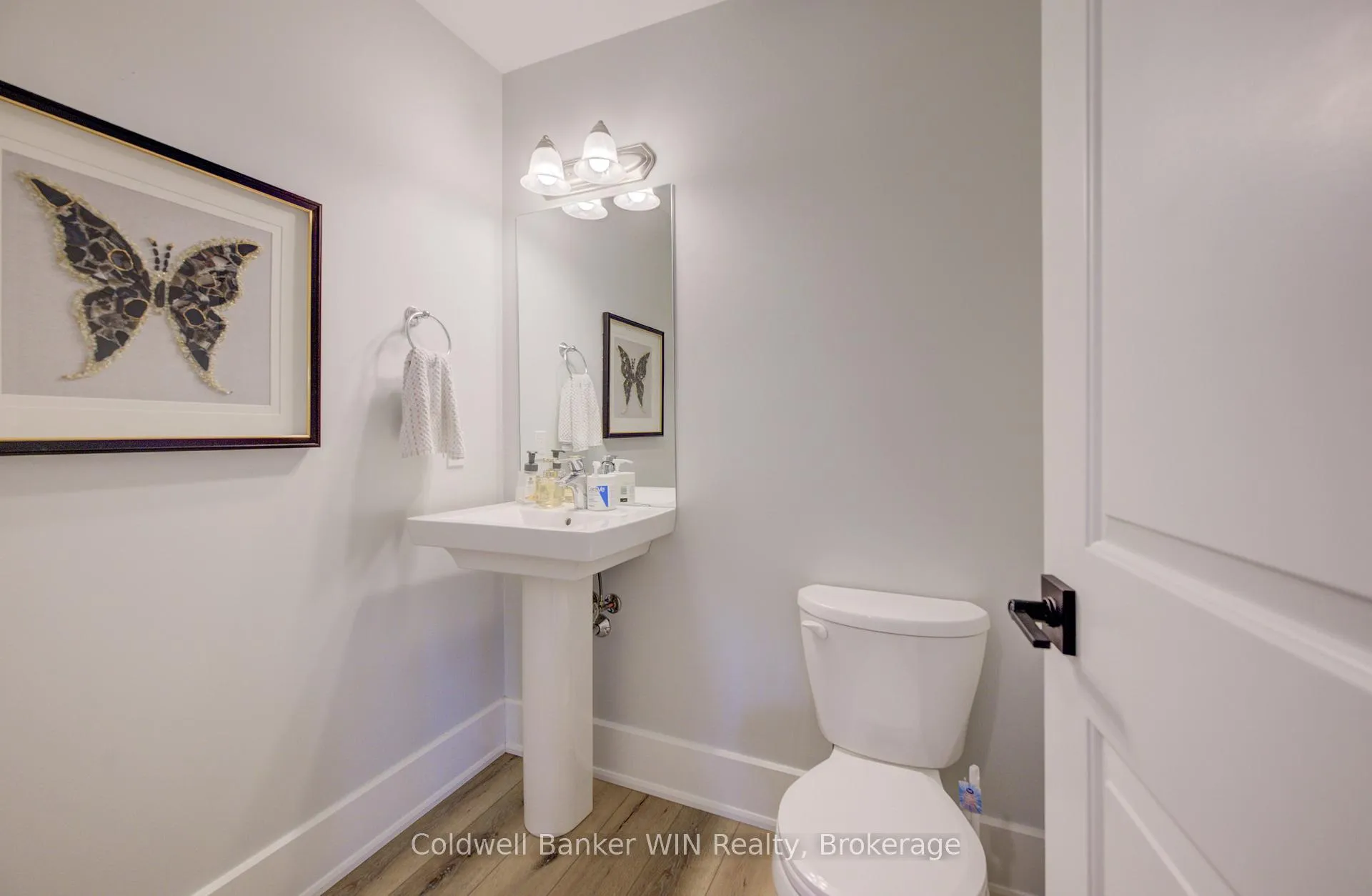 Photo 17 of 224 Djay Crescent, West Grey — HOMEH