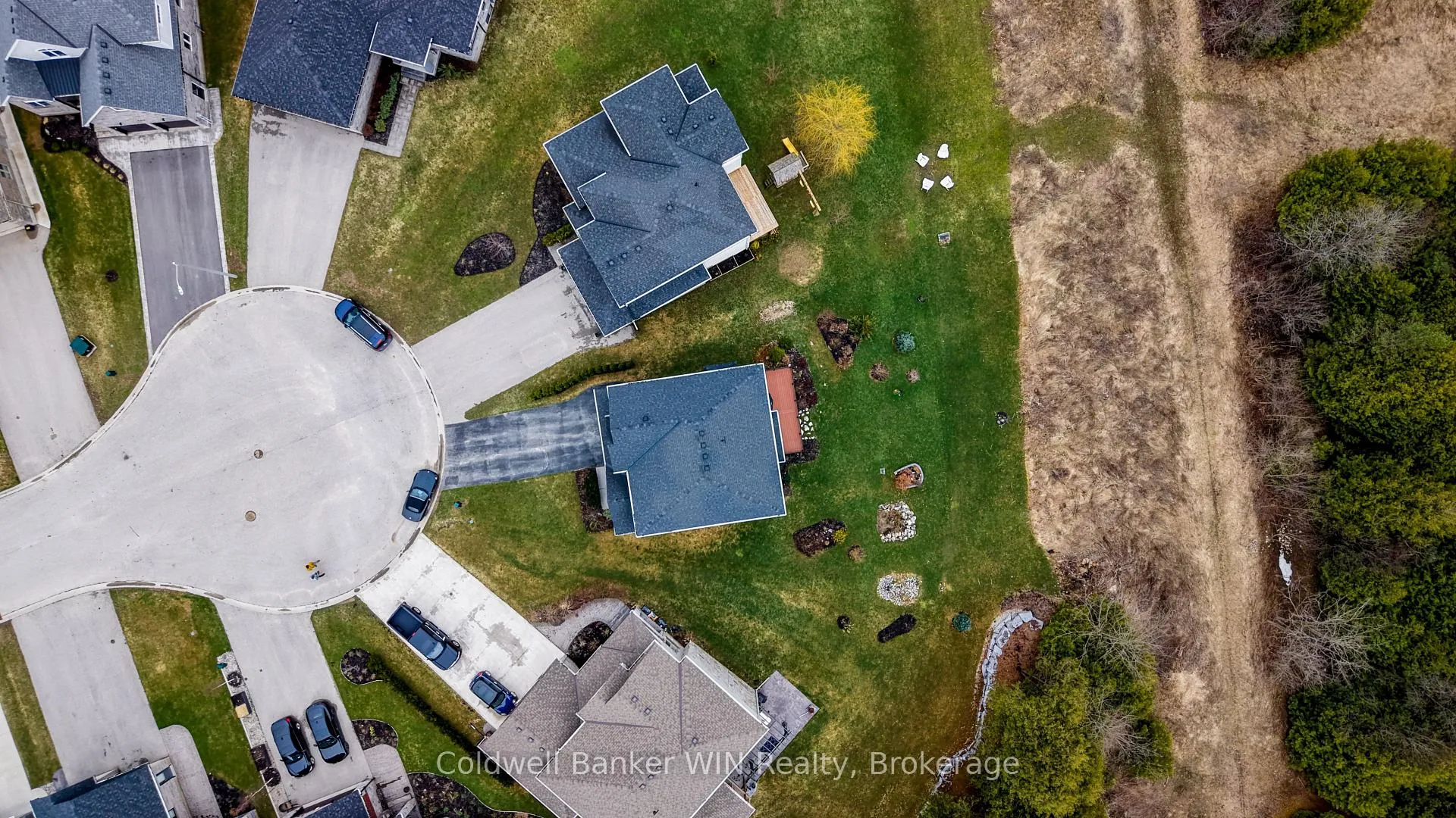 Photo 45 of 224 Djay Crescent, West Grey — HOMEH