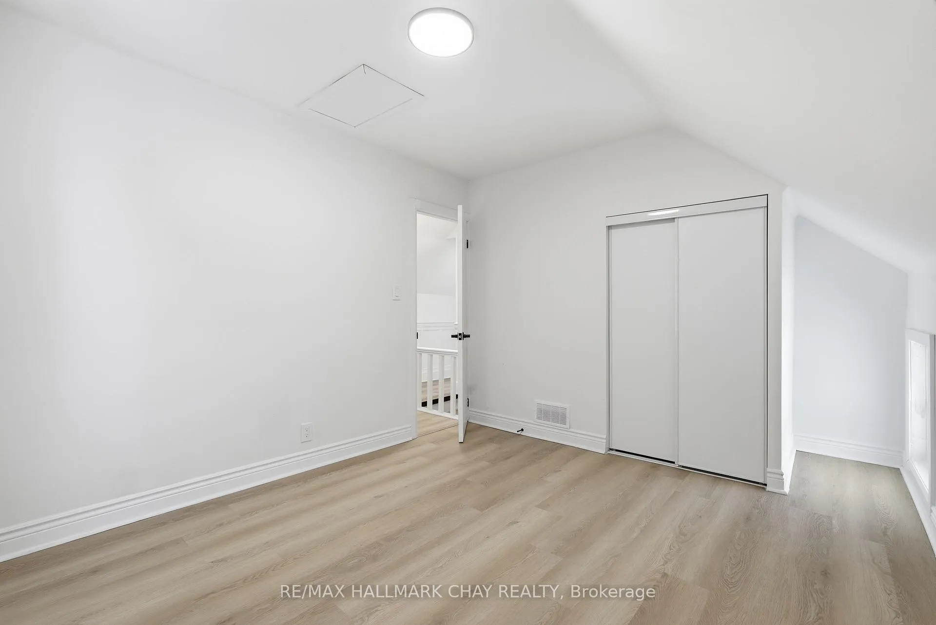 Photo 15 of 500218 Grey Road 12, West Grey — HOMEH