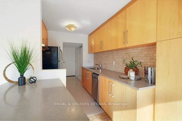 Photo 15 of Unit 216, 12 Corkstown Road, Ottawa, Lakeview Park — HOMEH