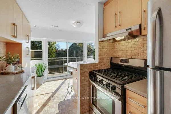 Photo 17 of Unit 216, 12 Corkstown Road, Ottawa, Lakeview Park — HOMEH