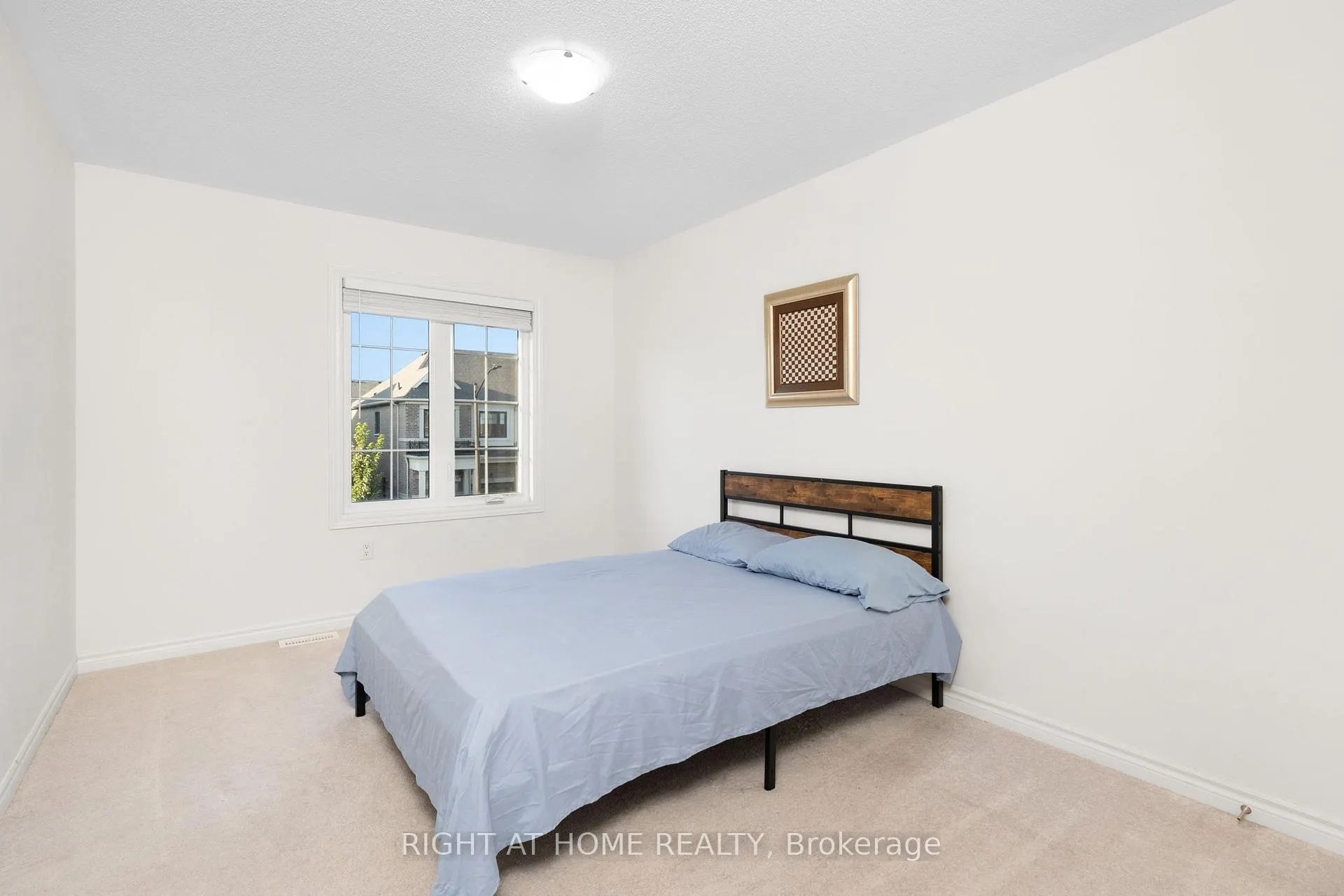 Photo 24 of 106 Laing Drive N, Whitby, Rural Whitby — HOMEH