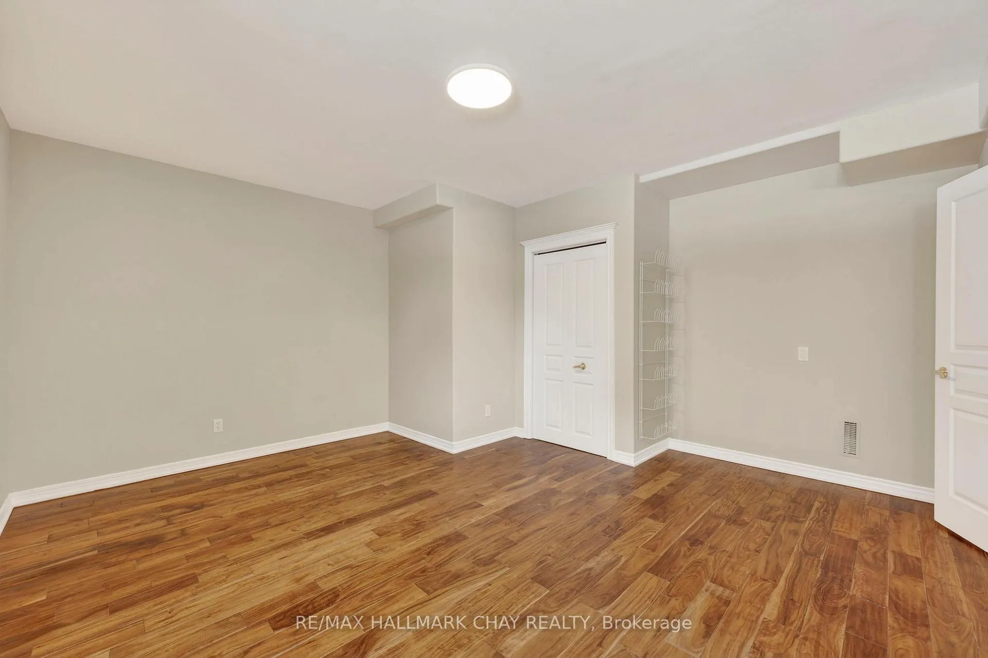 Photo 16 of Unit Lower, 6 Grouse Glen, Barrie, Ardagh — HOMEH