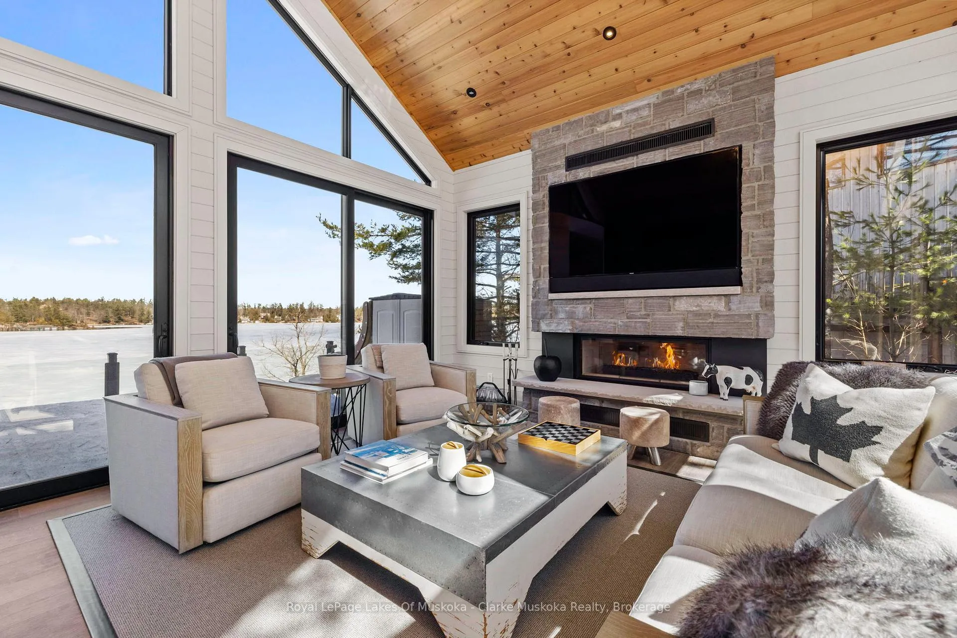 Photo 14 of 305 Wapaska Crescent, Gravenhurst, Muskoka (S) — HOMEH