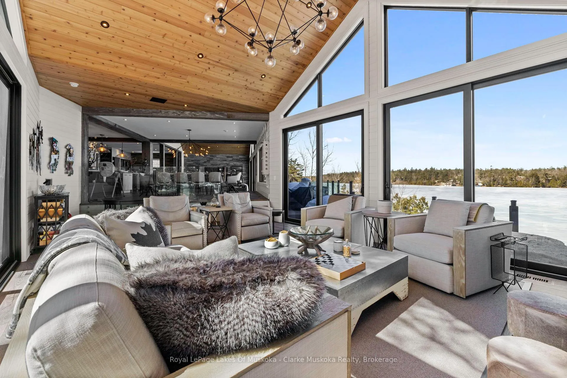 Photo 15 of 305 Wapaska Crescent, Gravenhurst, Muskoka (S) — HOMEH