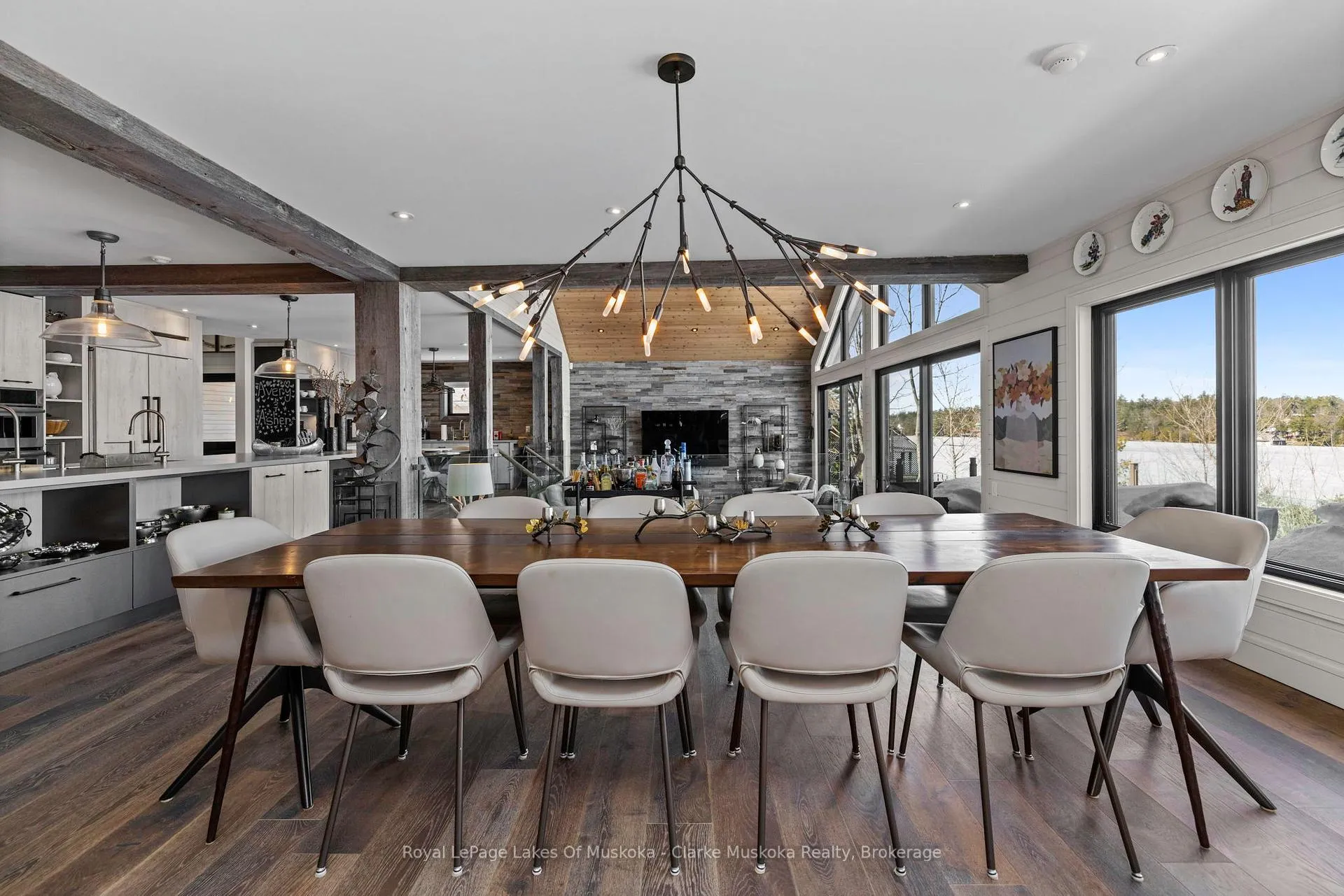 Photo 17 of 305 Wapaska Crescent, Gravenhurst, Muskoka (S) — HOMEH