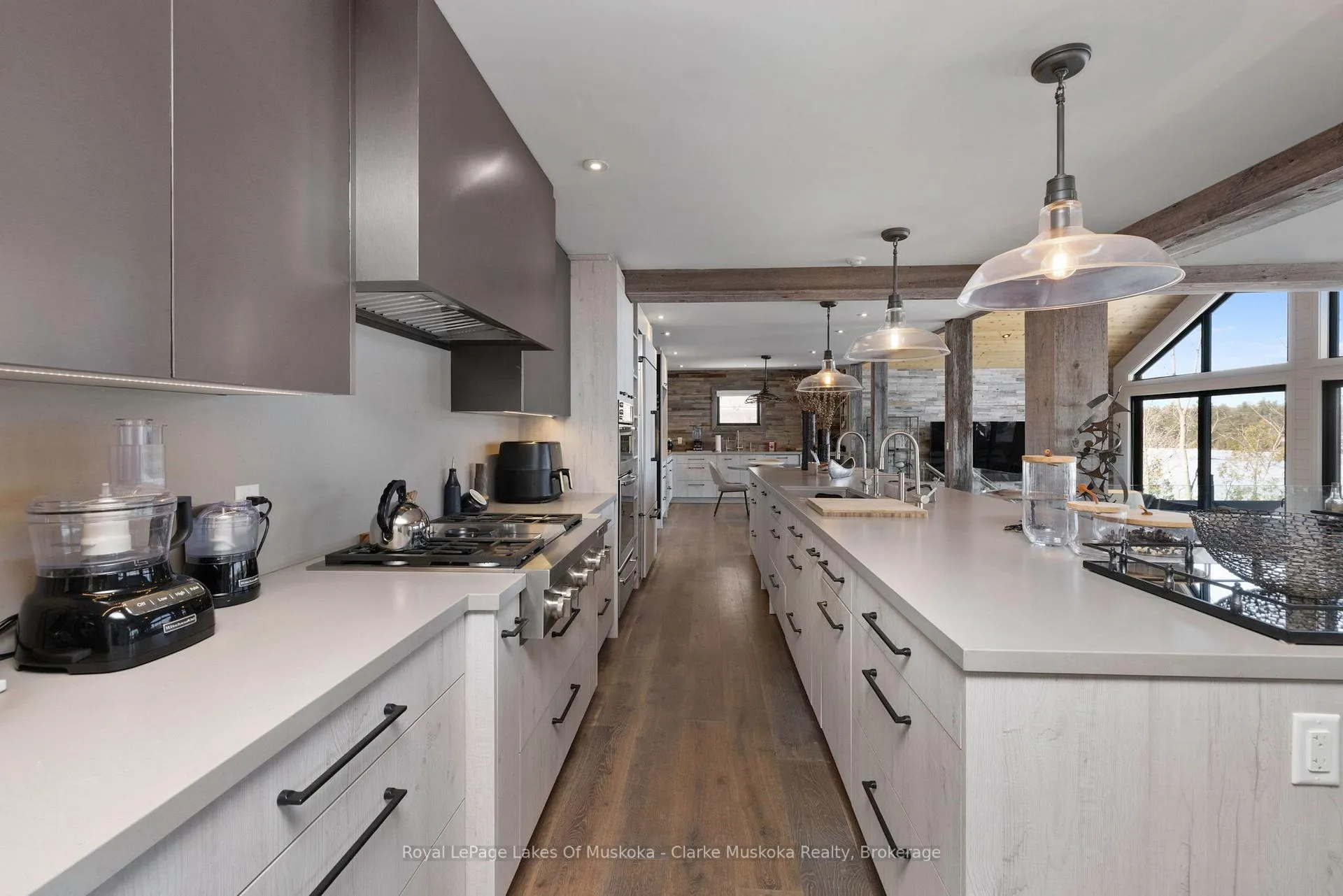 Photo 19 of 305 Wapaska Crescent, Gravenhurst, Muskoka (S) — HOMEH