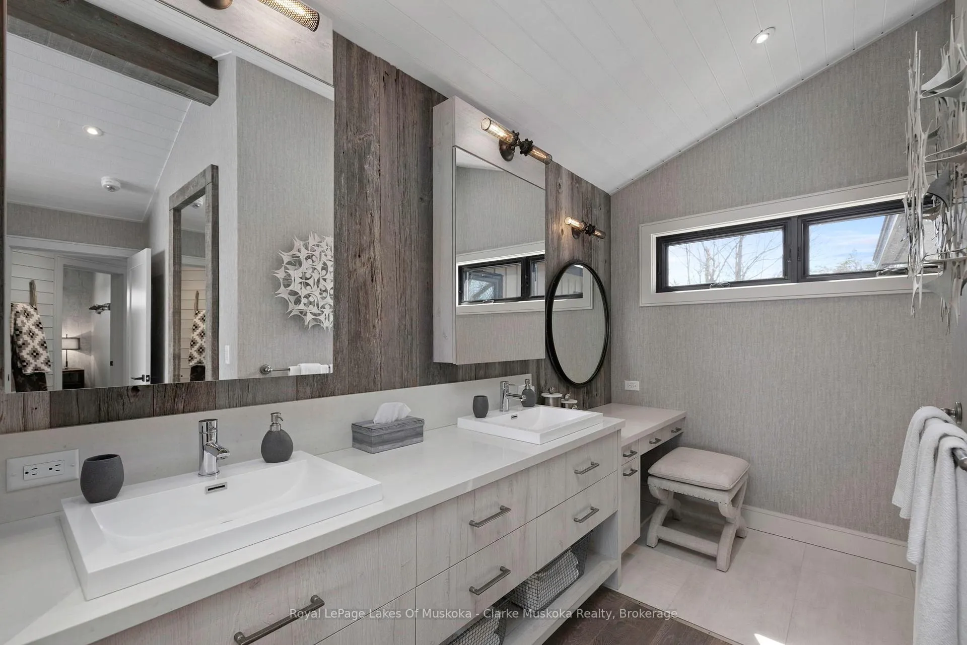 Photo 42 of 305 Wapaska Crescent, Gravenhurst, Muskoka (S) — HOMEH