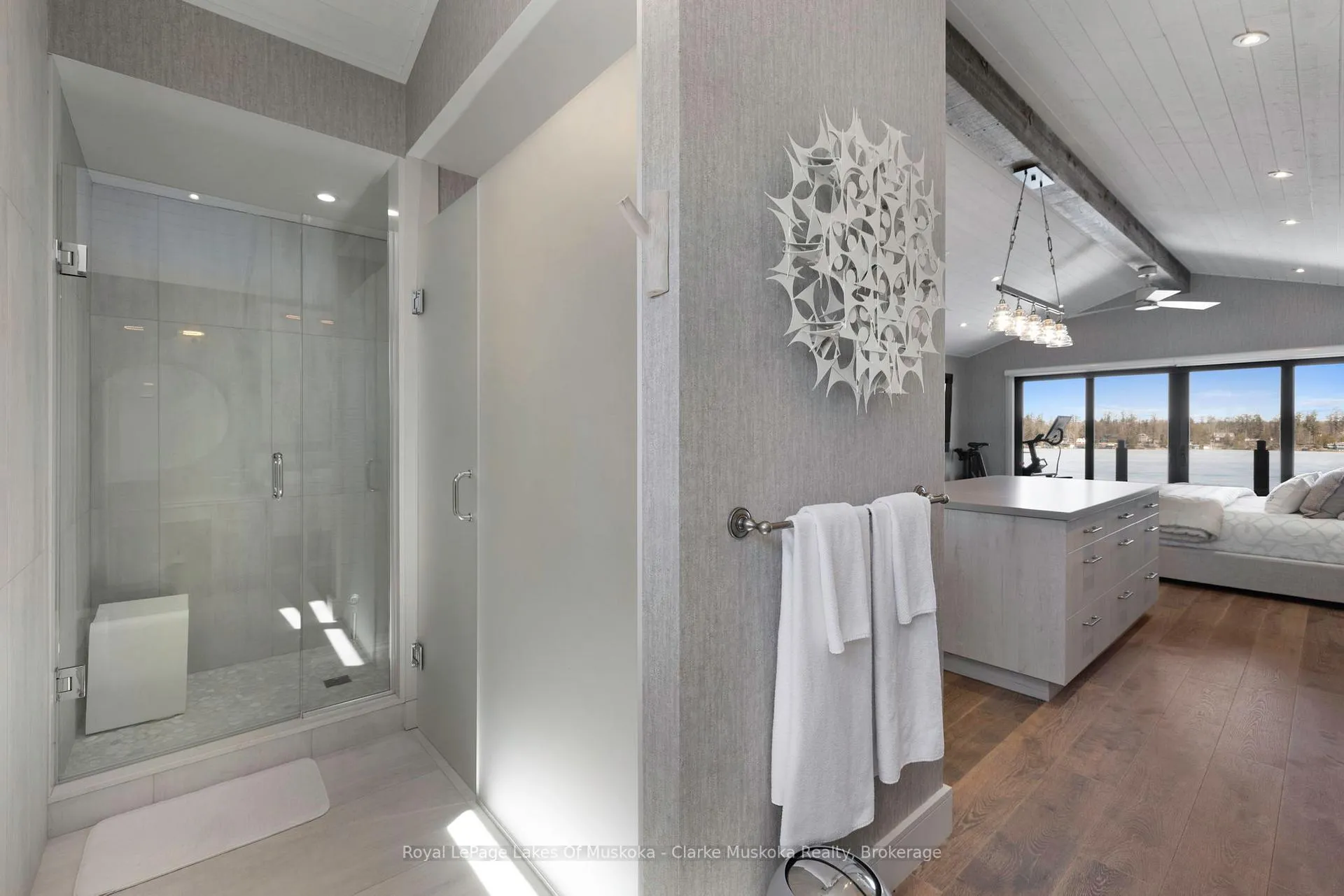 Photo 43 of 305 Wapaska Crescent, Gravenhurst, Muskoka (S) — HOMEH