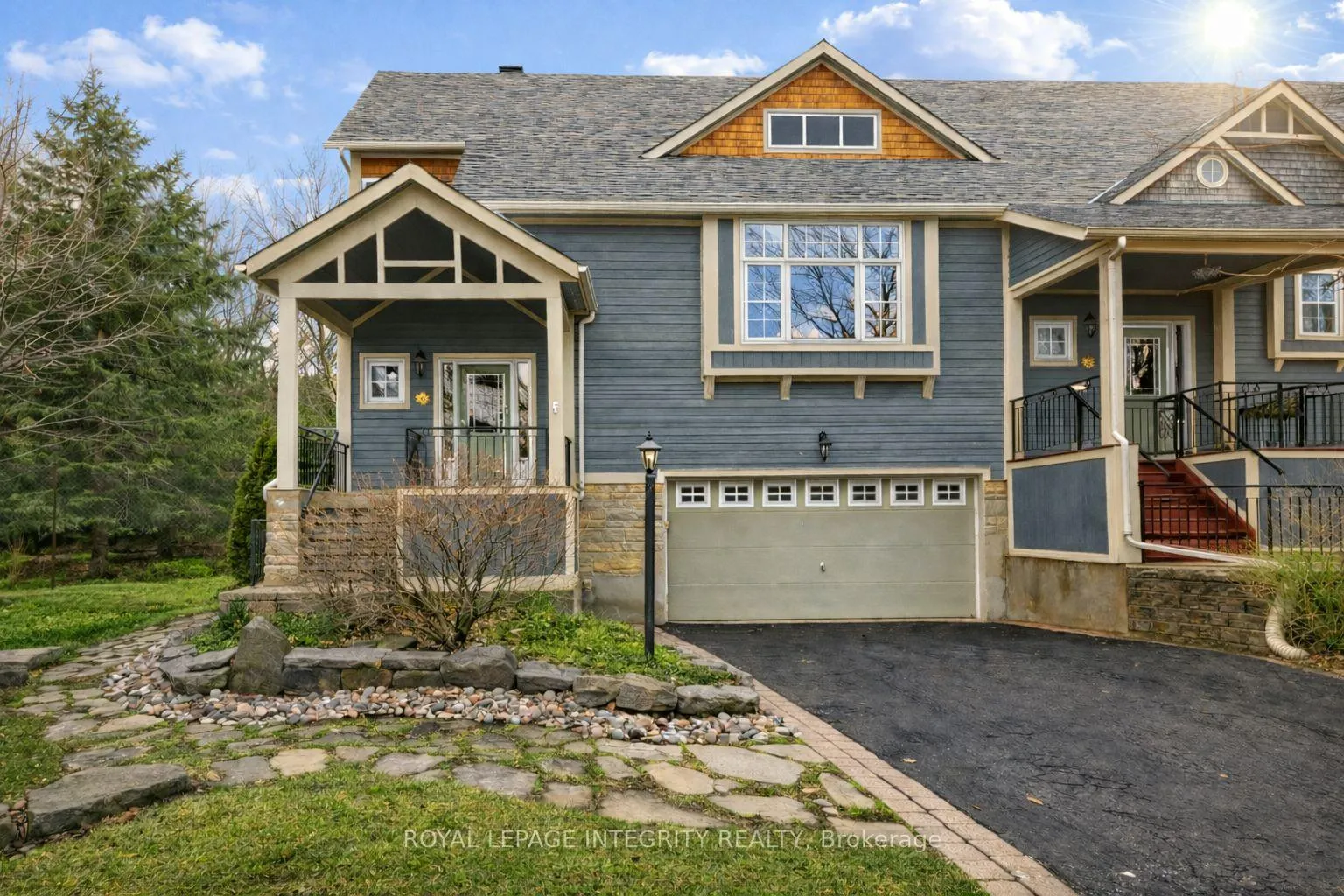 Front of 15 Marsh Sparrow Private