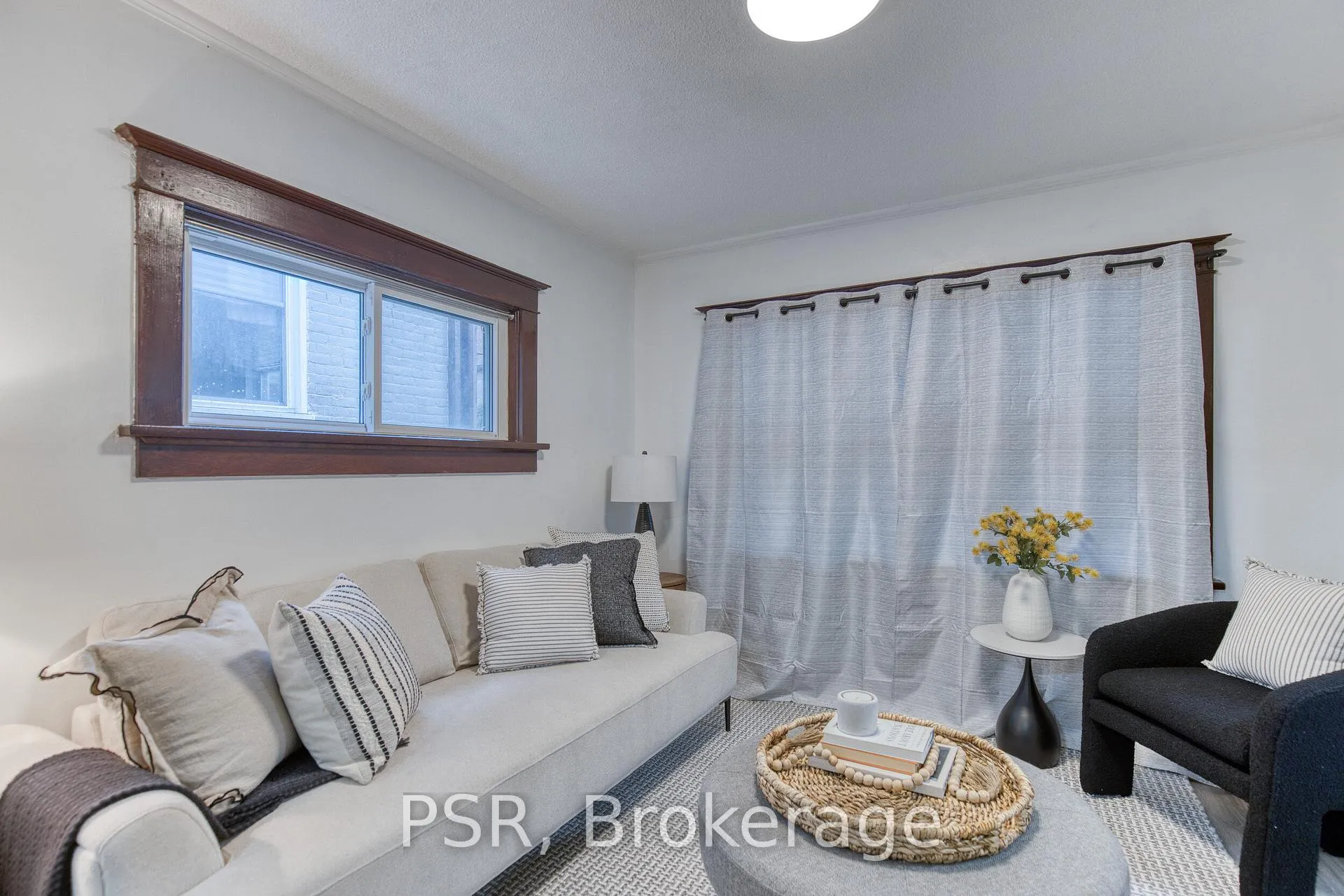 Photo 15 of 57 Eby Street S, Kitchener — HOMEH