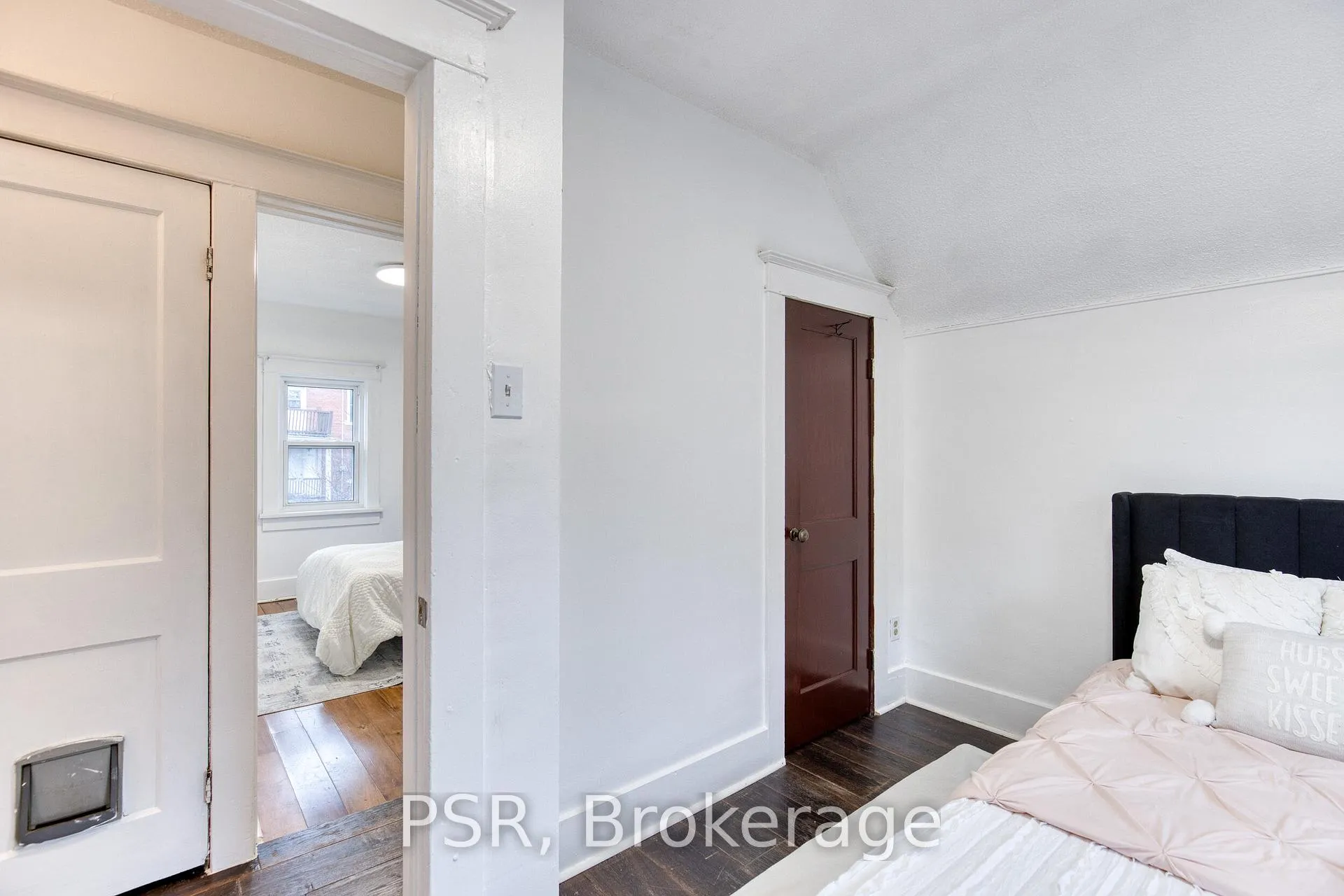 Photo 26 of 57 Eby Street S, Kitchener — HOMEH