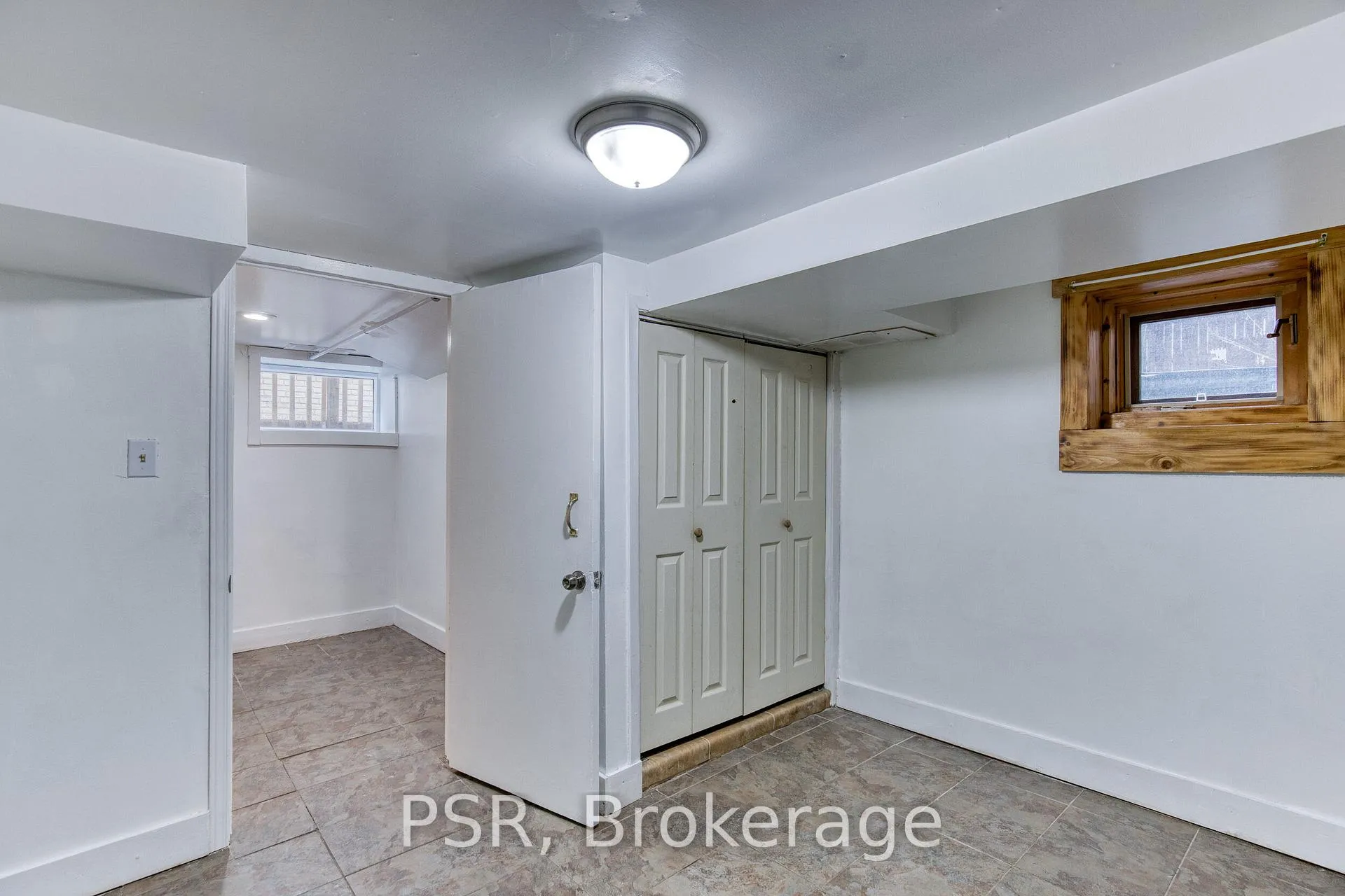 Photo 40 of 57 Eby Street S, Kitchener — HOMEH