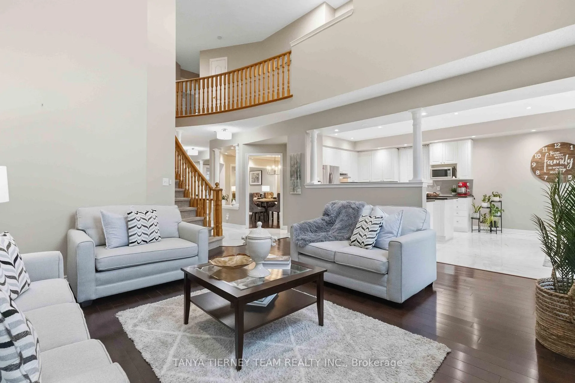 Photo 14 of 46 Holsted Road, Whitby, Brooklin — HOMEH