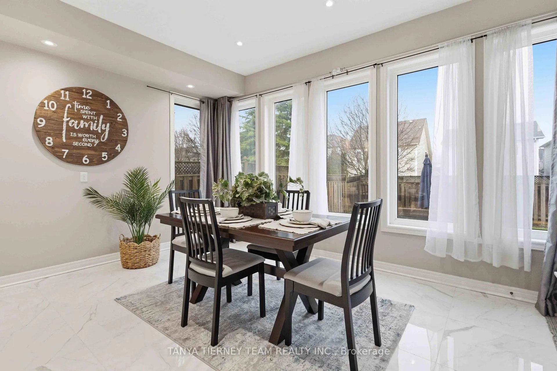 Photo 23 of 46 Holsted Road, Whitby, Brooklin — HOMEH