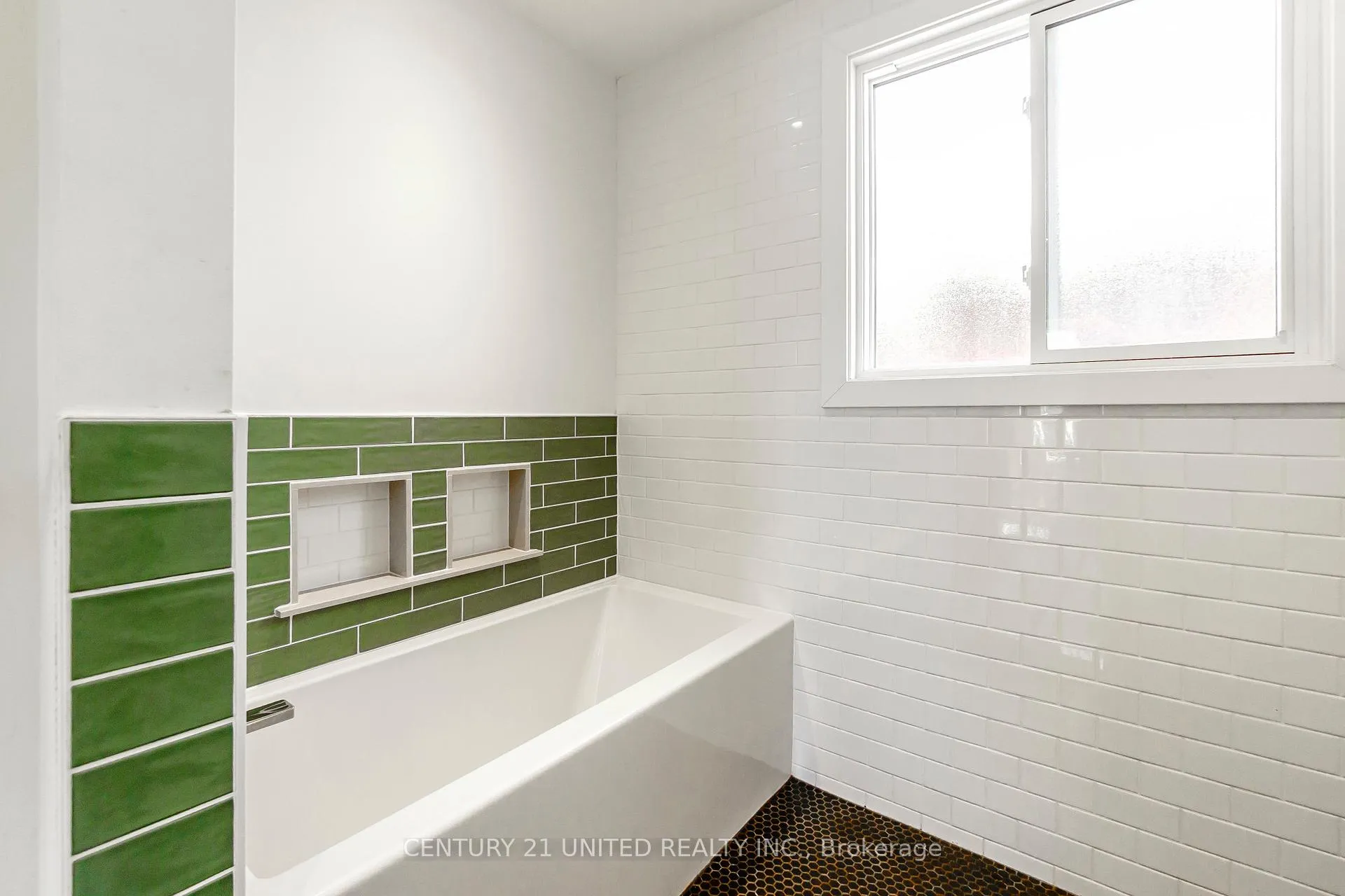Photo 23 of 1333 Leighton Road, Peterborough, Northcrest Ward 5 — HOMEH