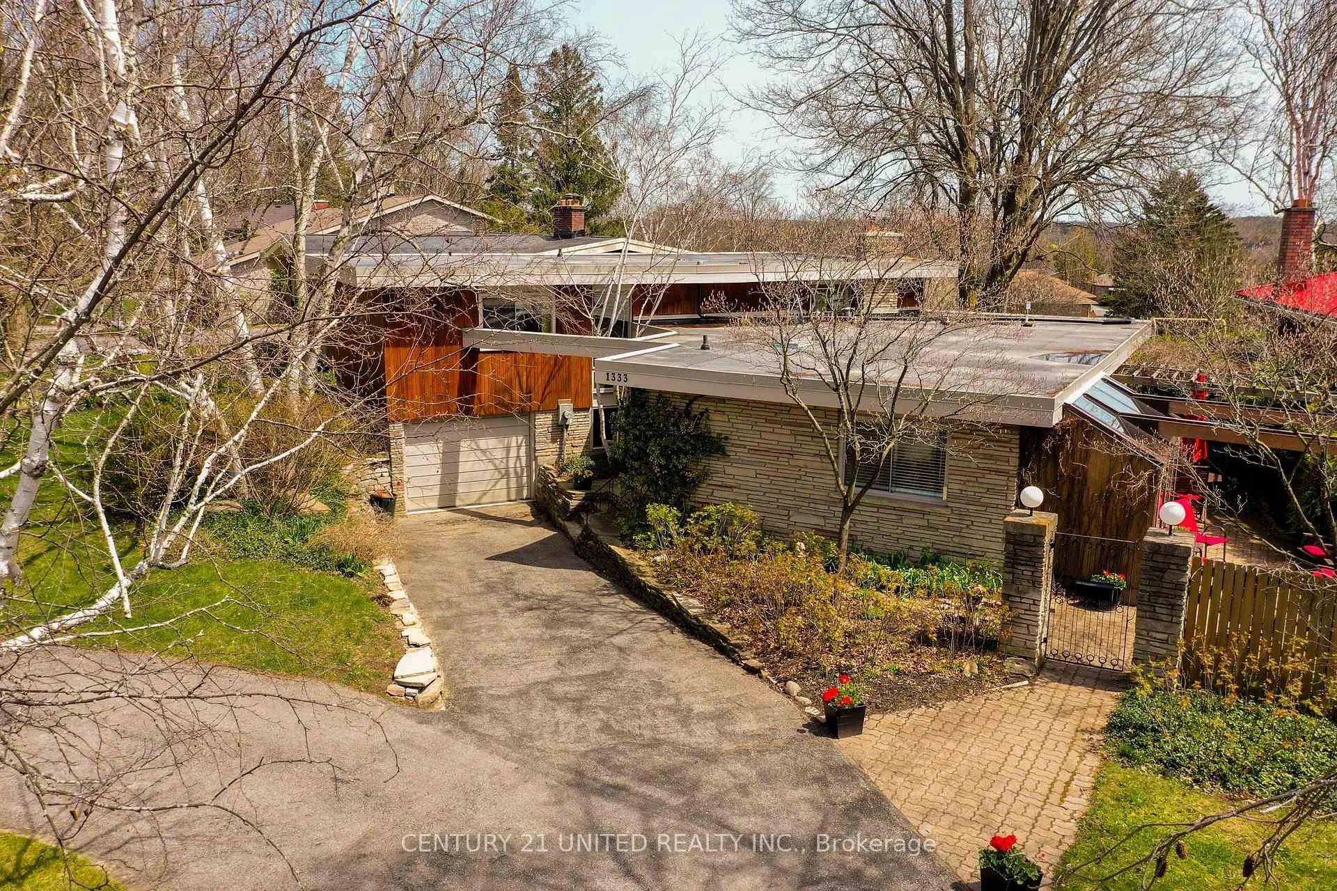 Photo 44 of 1333 Leighton Road, Peterborough, Northcrest Ward 5 — HOMEH