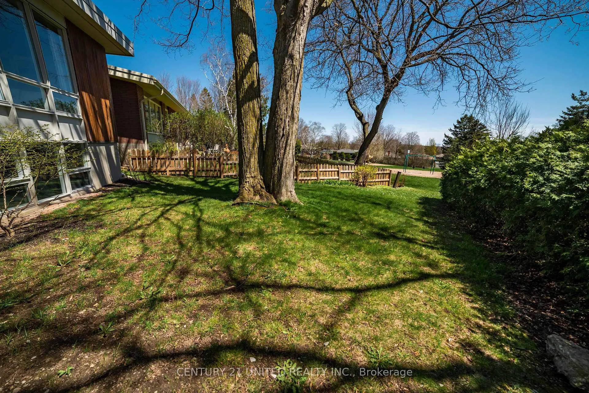 Photo 48 of 1333 Leighton Road, Peterborough, Northcrest Ward 5 — HOMEH
