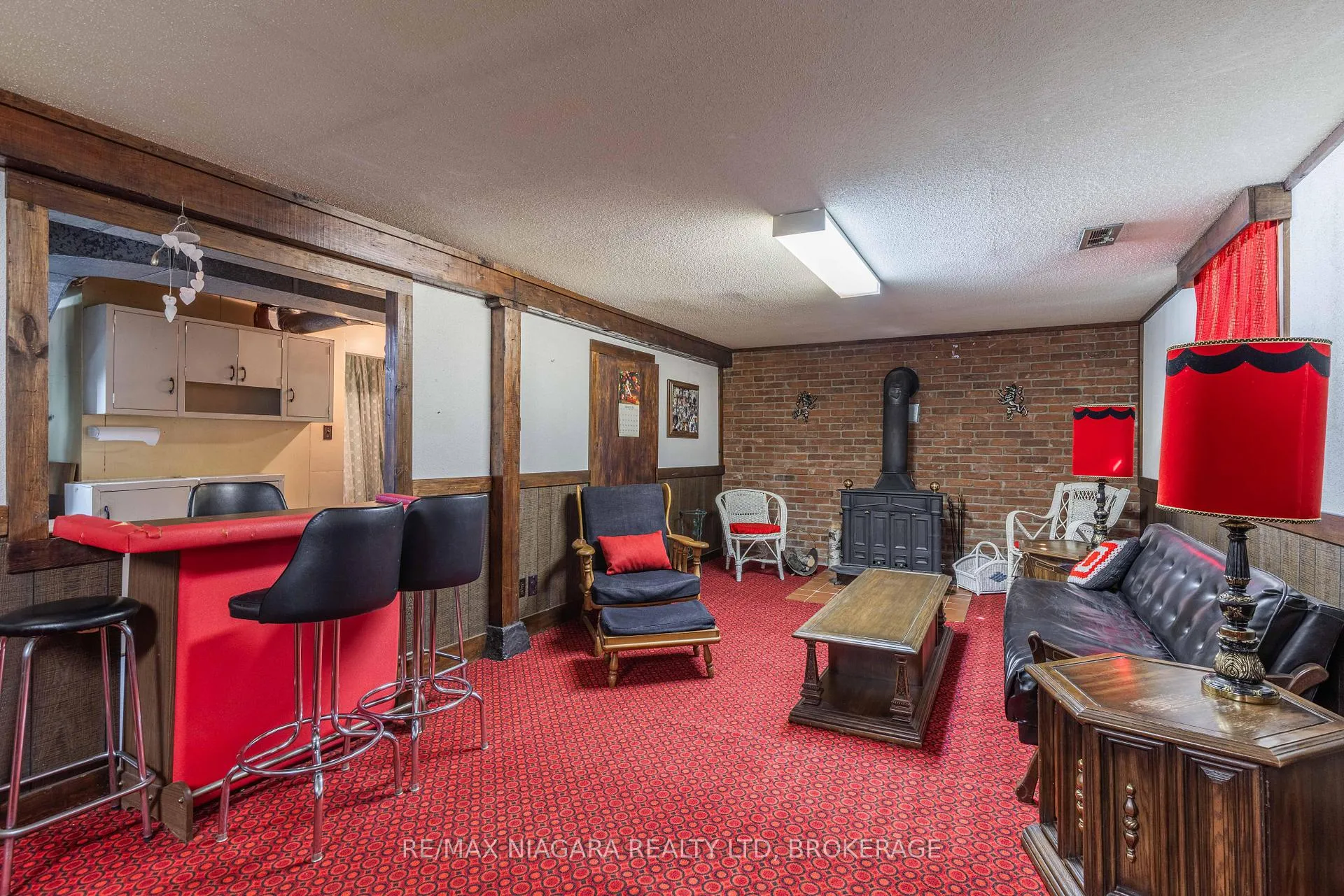 Photo 15 of 6469 Barker Street, Niagara Falls, Dorchester — HOMEH