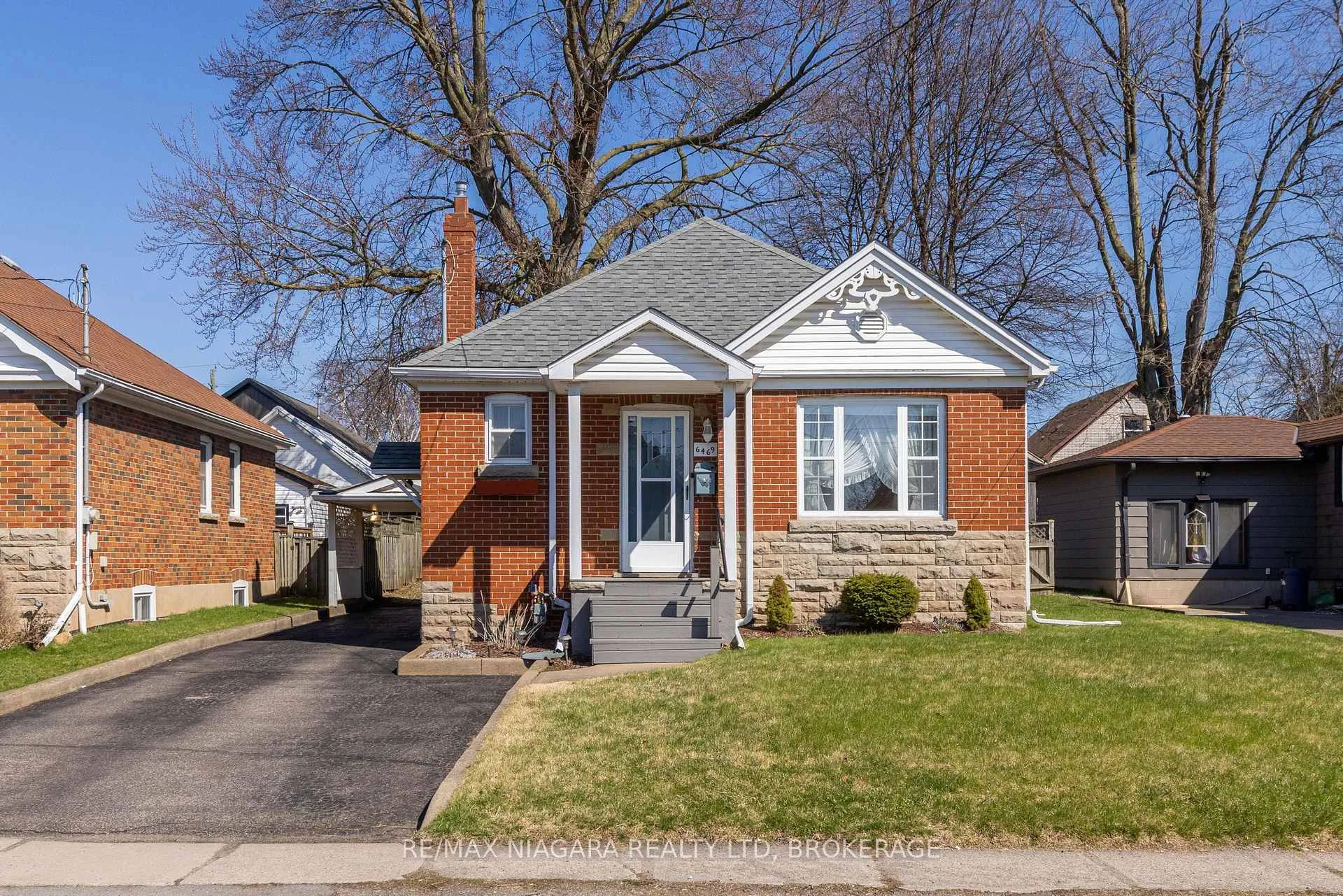 Photo 21 of 6469 Barker Street, Niagara Falls, Dorchester — HOMEH
