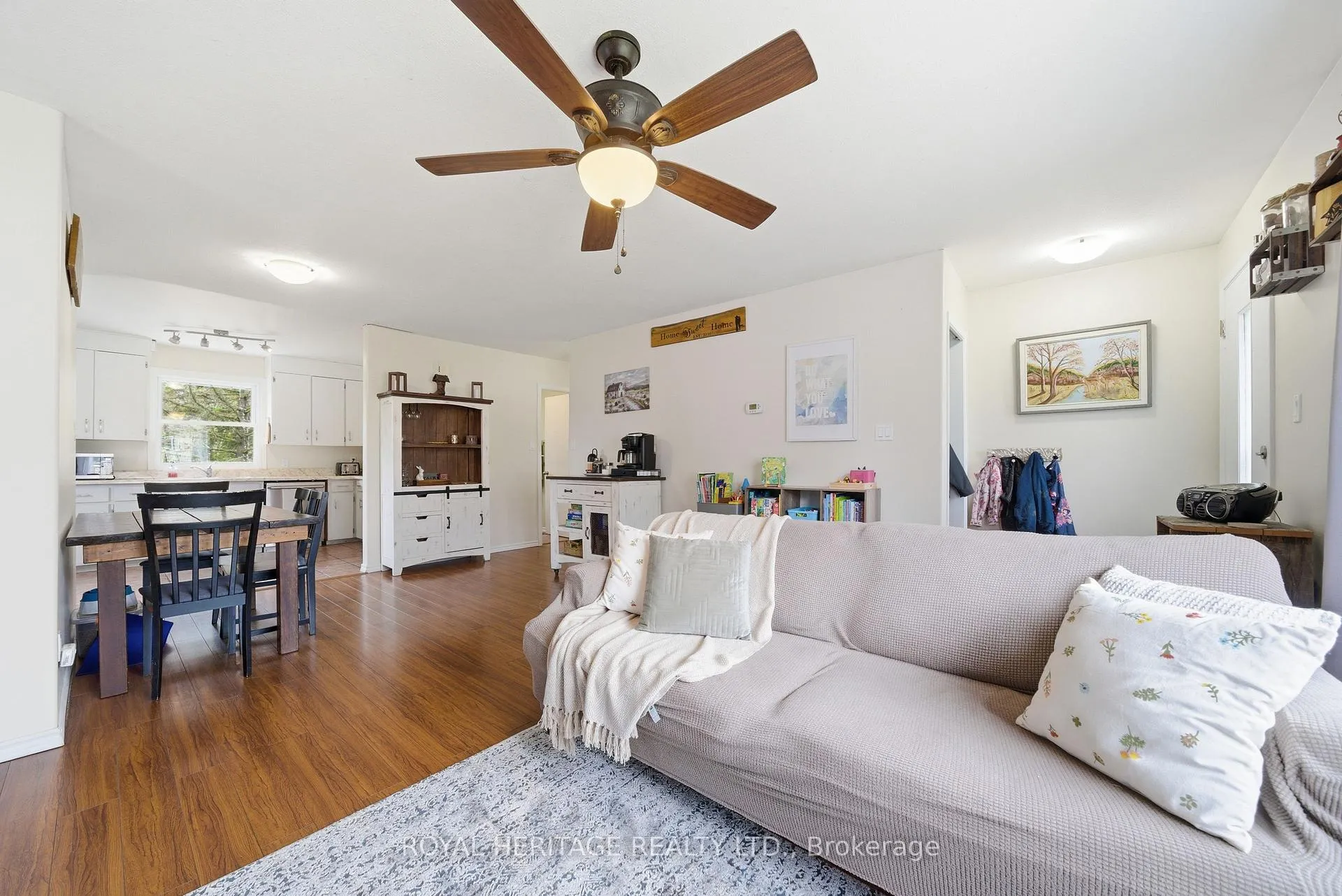 Photo 5 of 15 Kidd Avenue, Quinte West, Trenton Ward — HOMEH