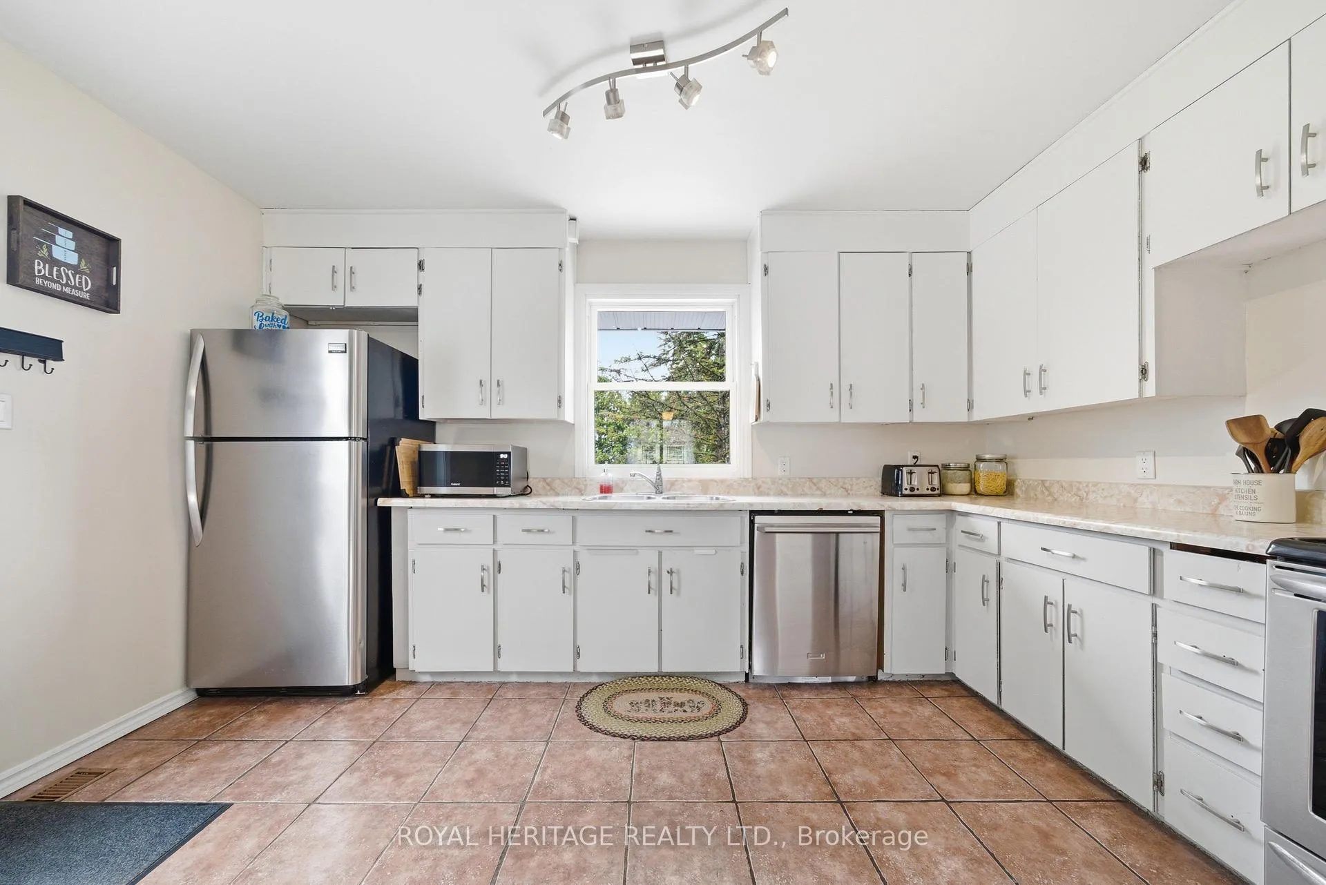 Photo 11 of 15 Kidd Avenue, Quinte West, Trenton Ward — HOMEH