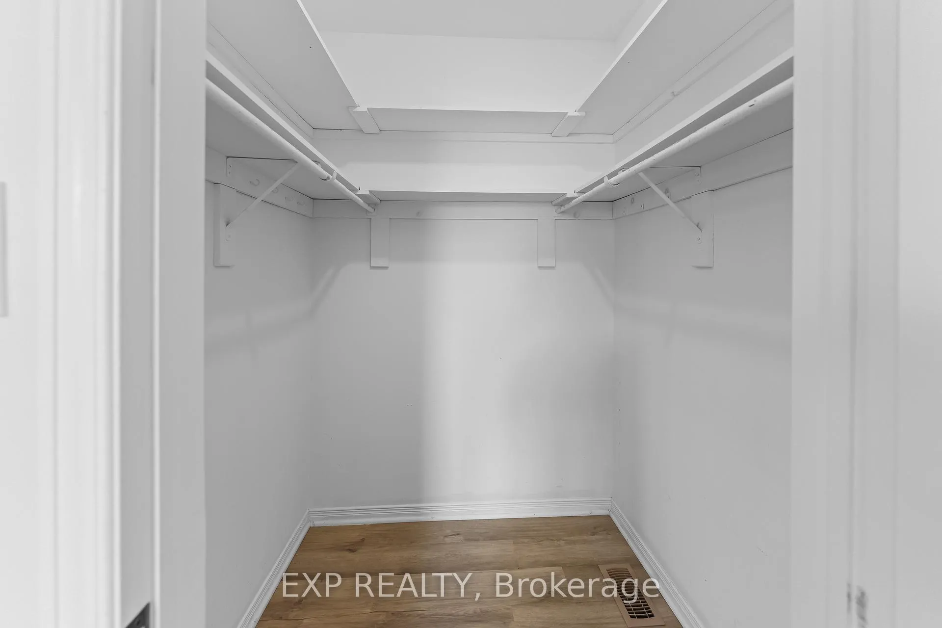 Photo 20 of 4688 Lee Avenue, Niagara Falls, Ascot — HOMEH