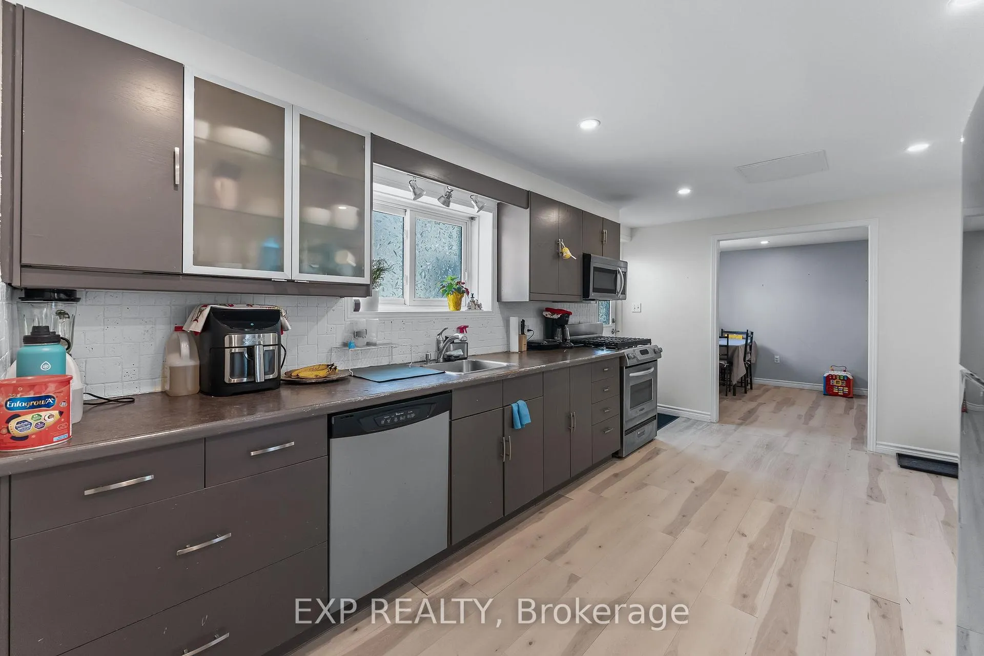 Photo 26 of 4688 Lee Avenue, Niagara Falls, Ascot — HOMEH