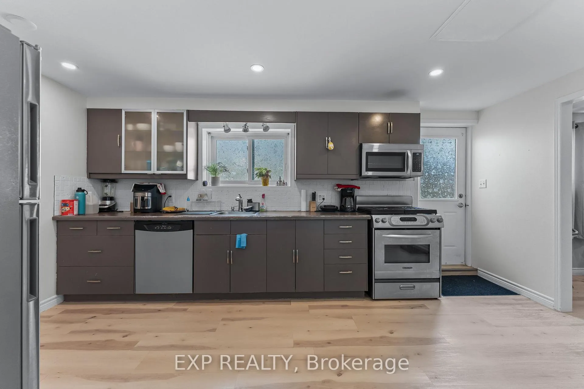 Photo 27 of 4688 Lee Avenue, Niagara Falls, Ascot — HOMEH