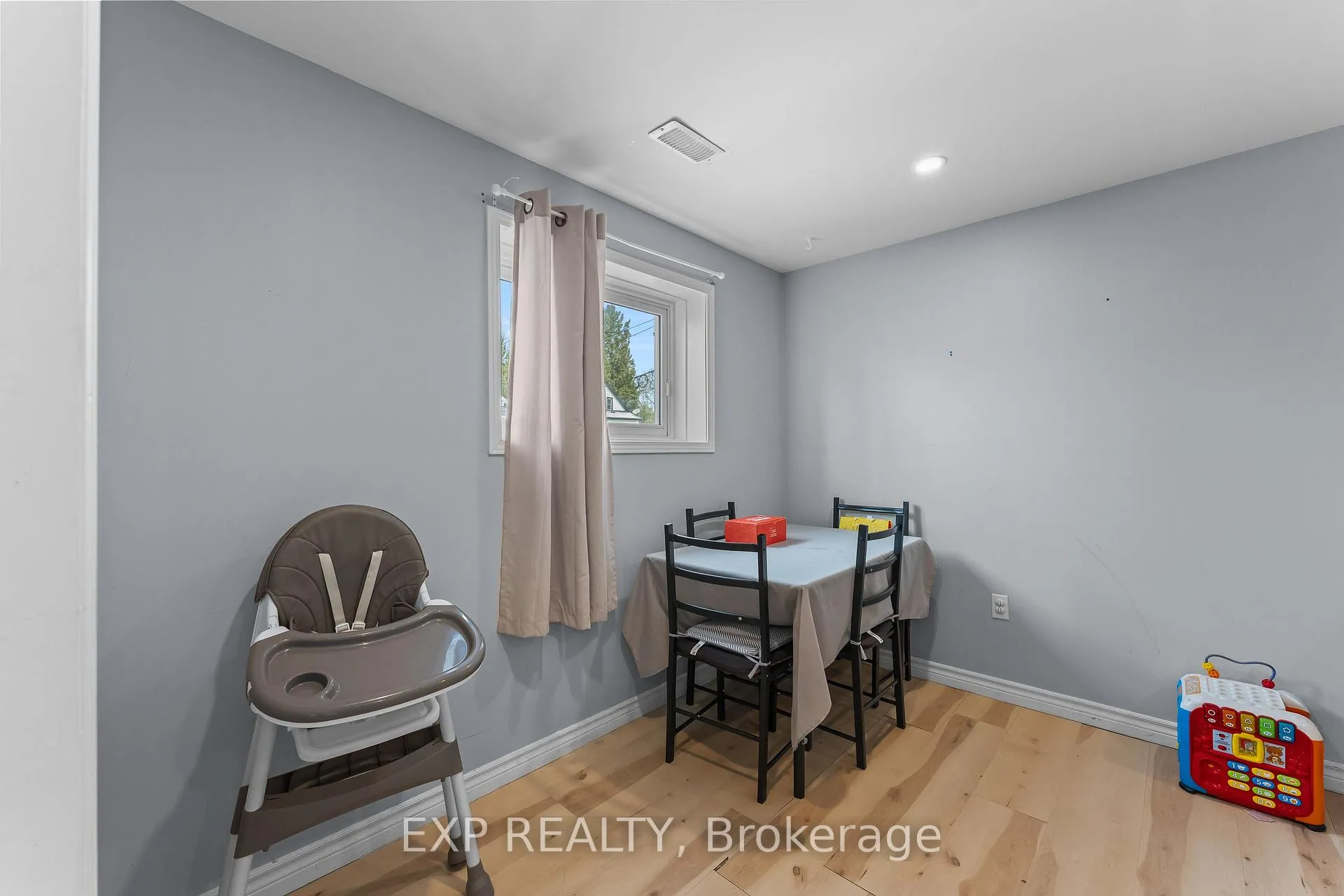 Photo 28 of 4688 Lee Avenue, Niagara Falls, Ascot — HOMEH