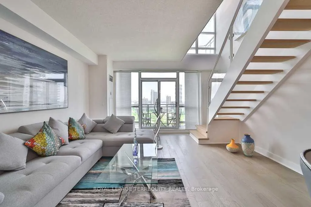 Photo 8 of Unit Ph06, 185 Legion Road N, Etobicoke, Mimico — HOMEH