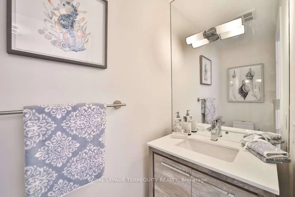 Photo 26 of Unit Ph06, 185 Legion Road N, Etobicoke, Mimico — HOMEH