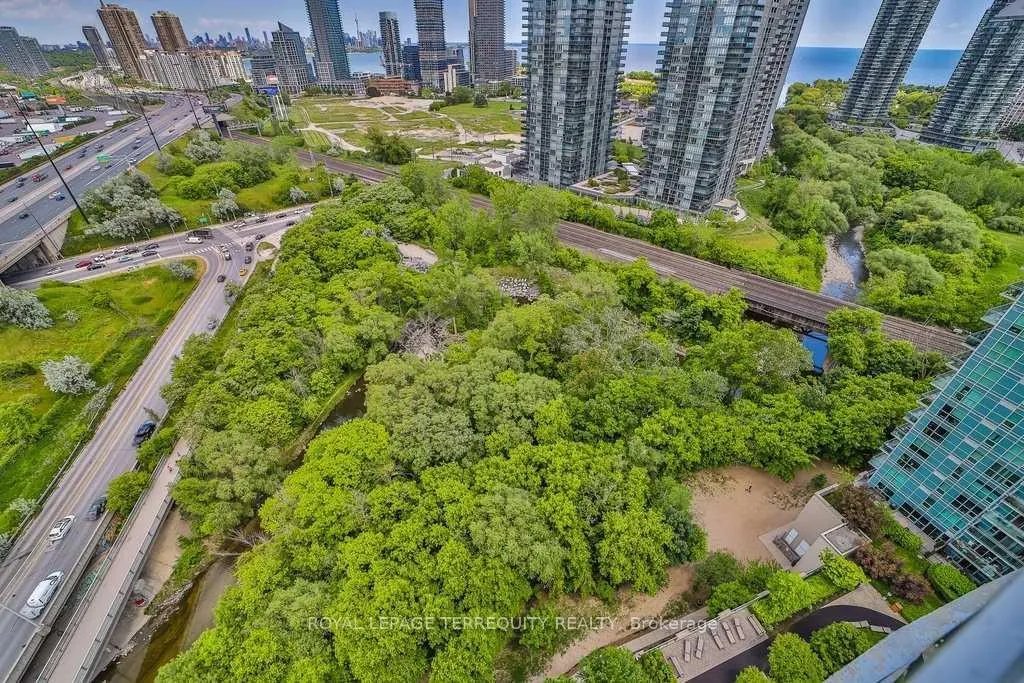 Photo 30 of Unit Ph06, 185 Legion Road N, Etobicoke, Mimico — HOMEH