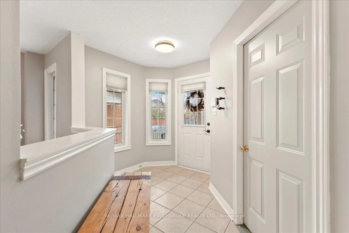 Photo 3 of 63 Bridgid Drive, Whitby, Williamsburg — HOMEH