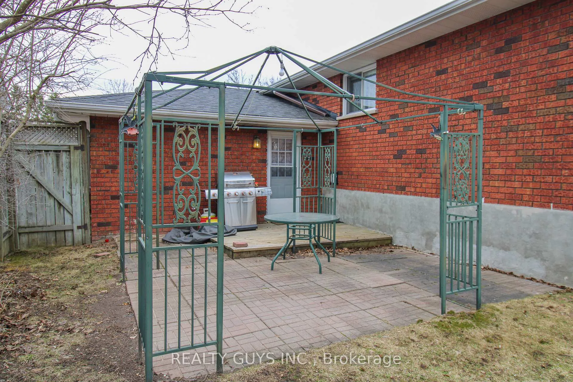 Photo 4 of 1168 Normandy Street, Peterborough, Northcrest Ward 5 — HOMEH