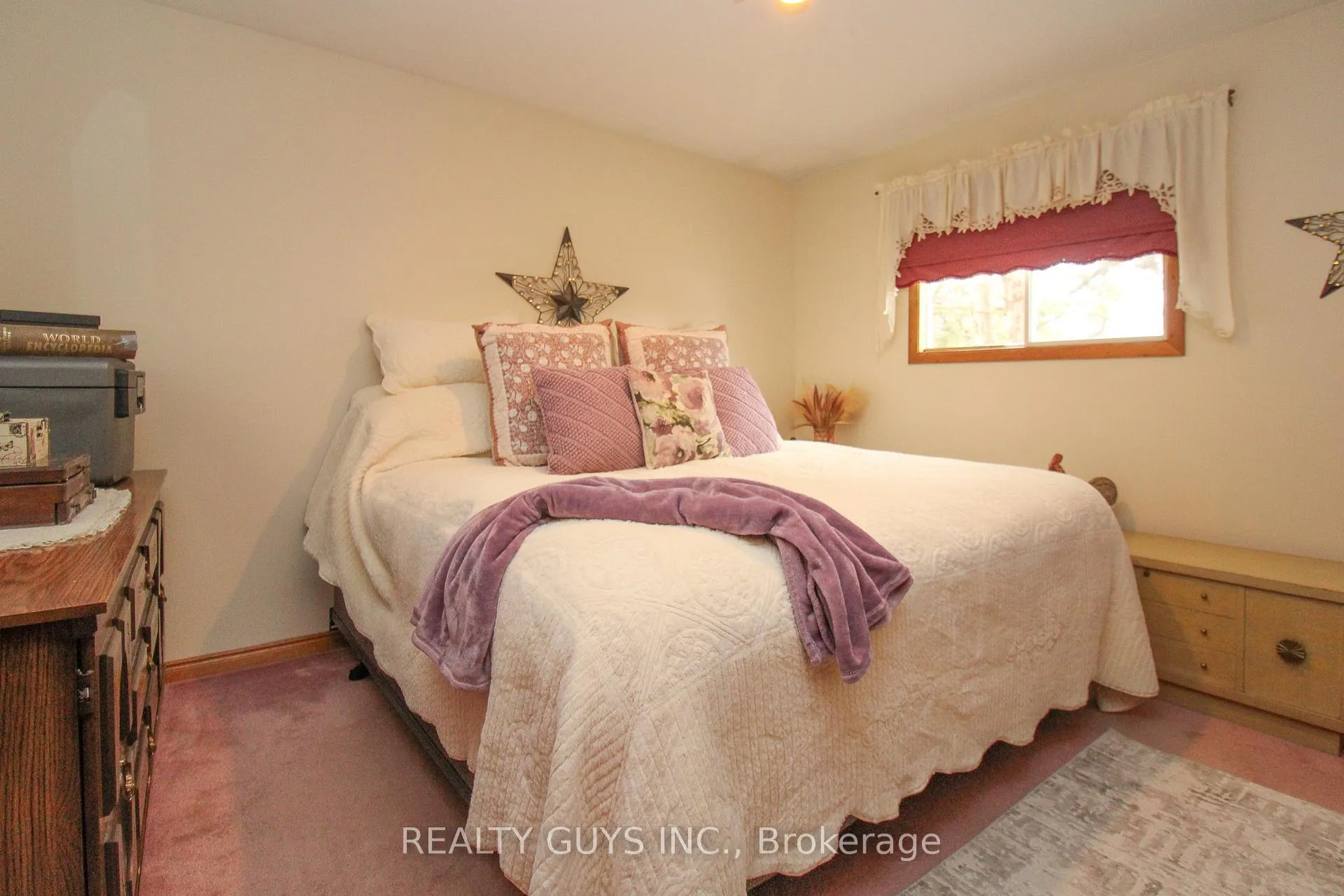 Photo 14 of 1168 Normandy Street, Peterborough, Northcrest Ward 5 — HOMEH