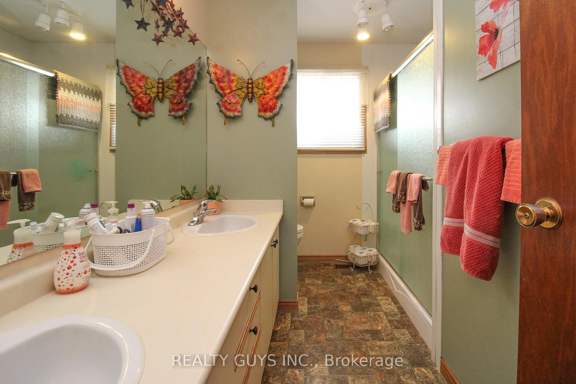 Photo 17 of 1168 Normandy Street, Peterborough, Northcrest Ward 5 — HOMEH