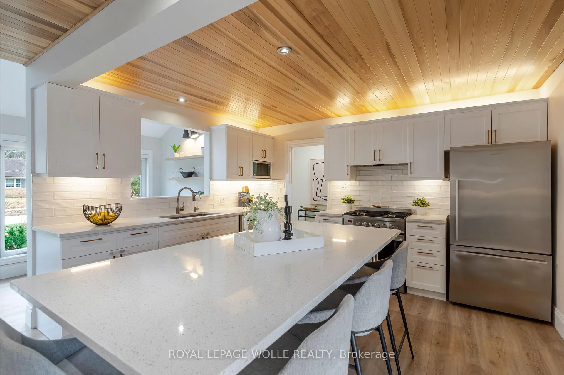Photo 14 of 226 Forsyth Drive, Waterloo — HOMEH