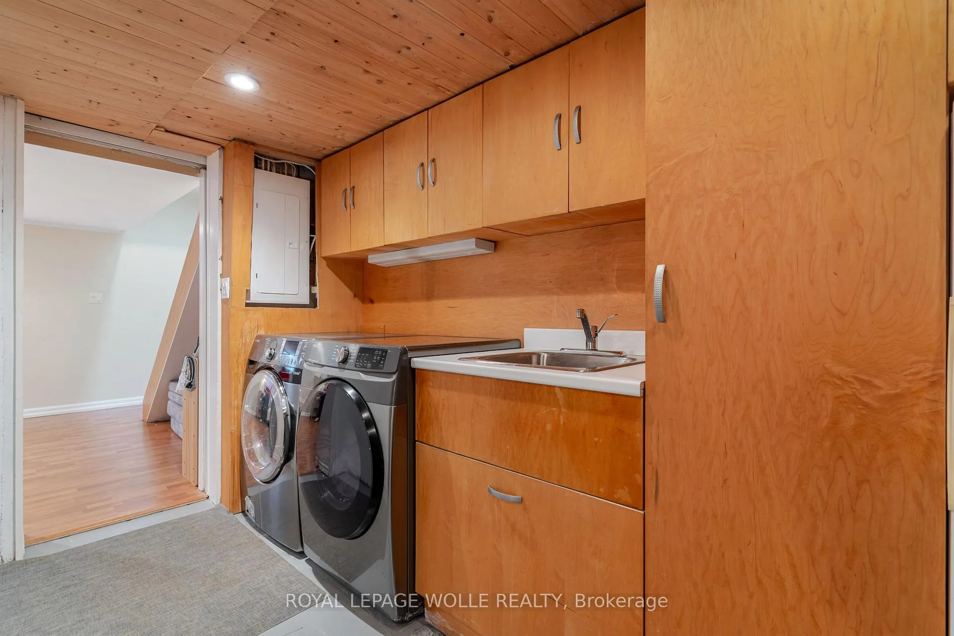 Photo 40 of 226 Forsyth Drive, Waterloo — HOMEH