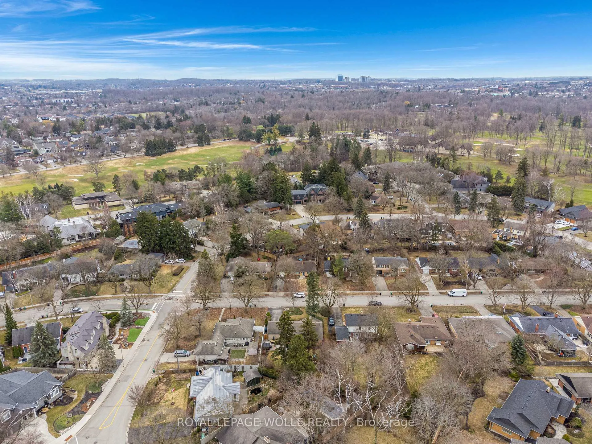Photo 48 of 226 Forsyth Drive, Waterloo — HOMEH