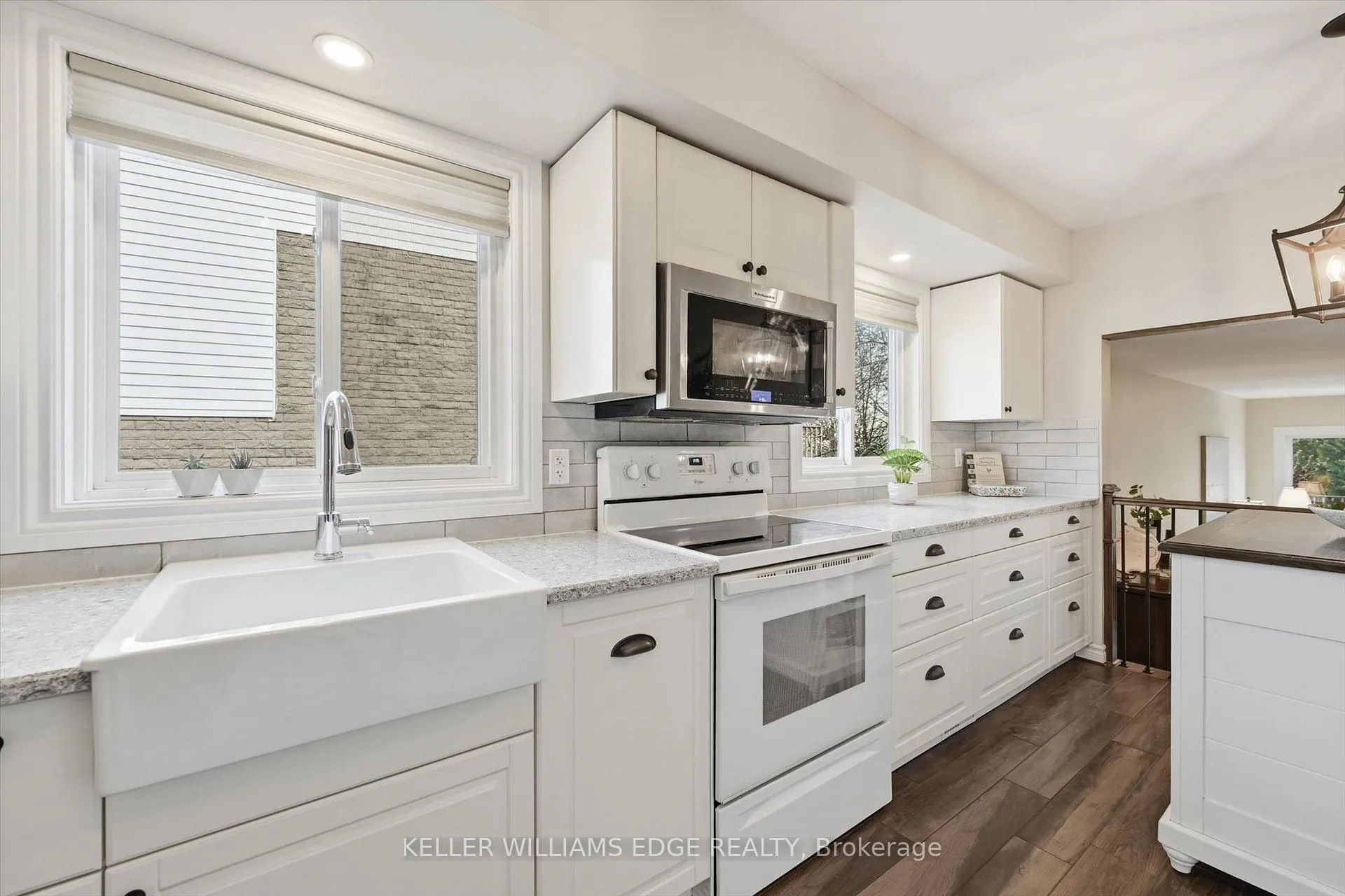Photo 8 of 2648 Cavendish Drive, Burlington, Brant Hills — HOMEH