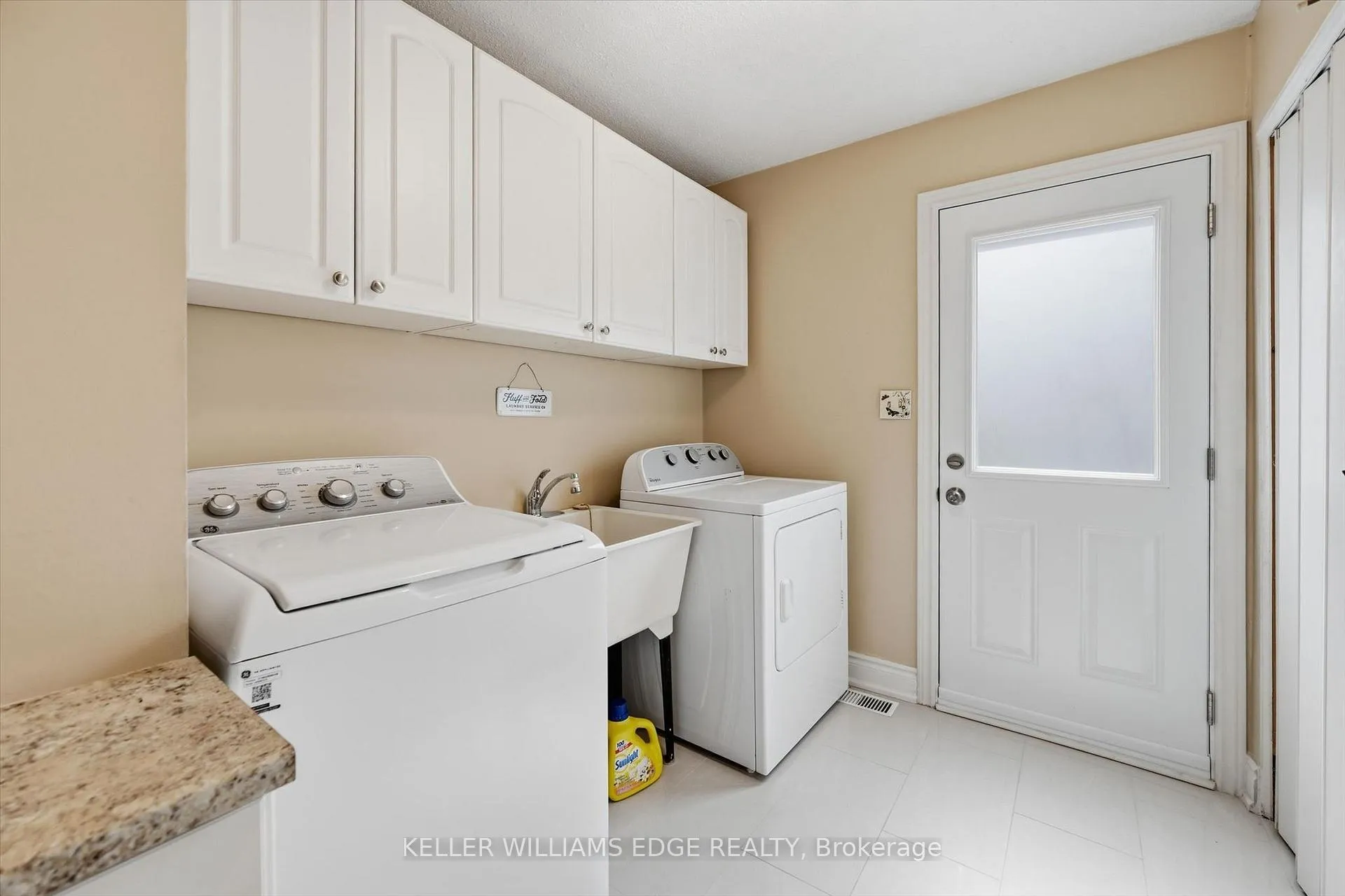 Photo 20 of 2648 Cavendish Drive, Burlington, Brant Hills — HOMEH
