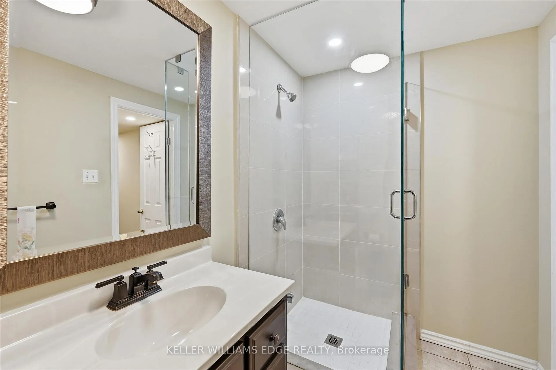 Photo 30 of 2648 Cavendish Drive, Burlington, Brant Hills — HOMEH