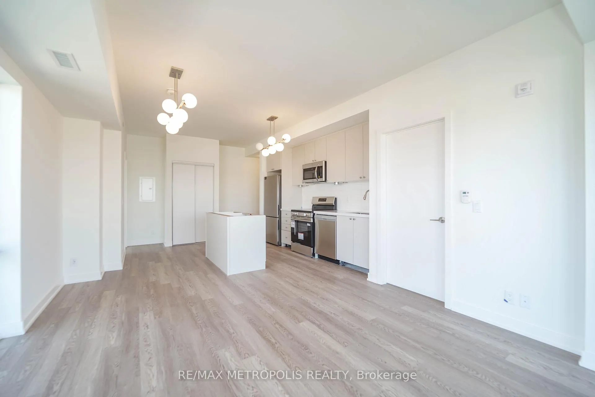Photo 20 of Unit 1107, 51 Clarington Boulevard, Clarington, Bowmanville — HOMEH
