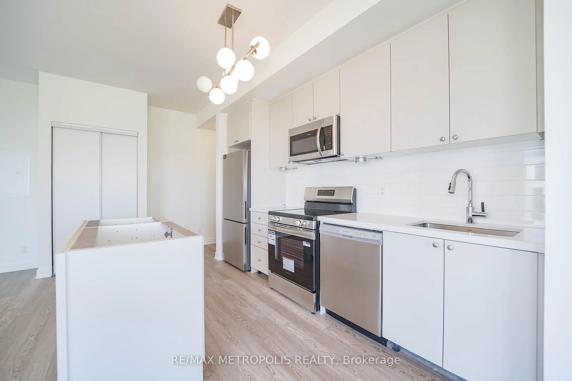 Photo 21 of Unit 1107, 51 Clarington Boulevard, Clarington, Bowmanville — HOMEH